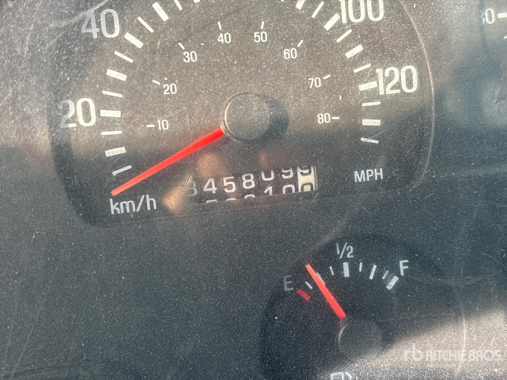 2000 Sterling L9500