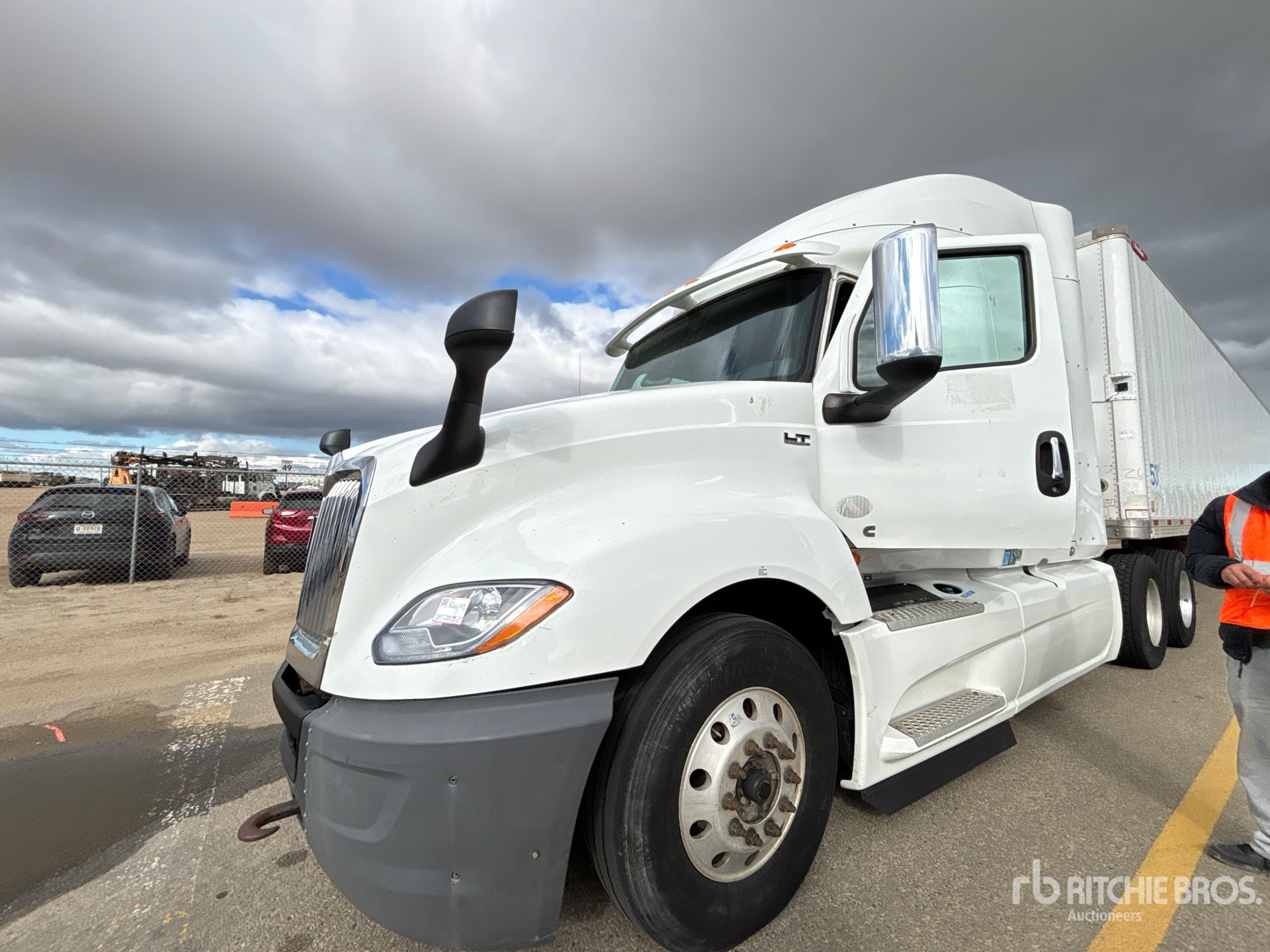 Photo of 2019 International LT625