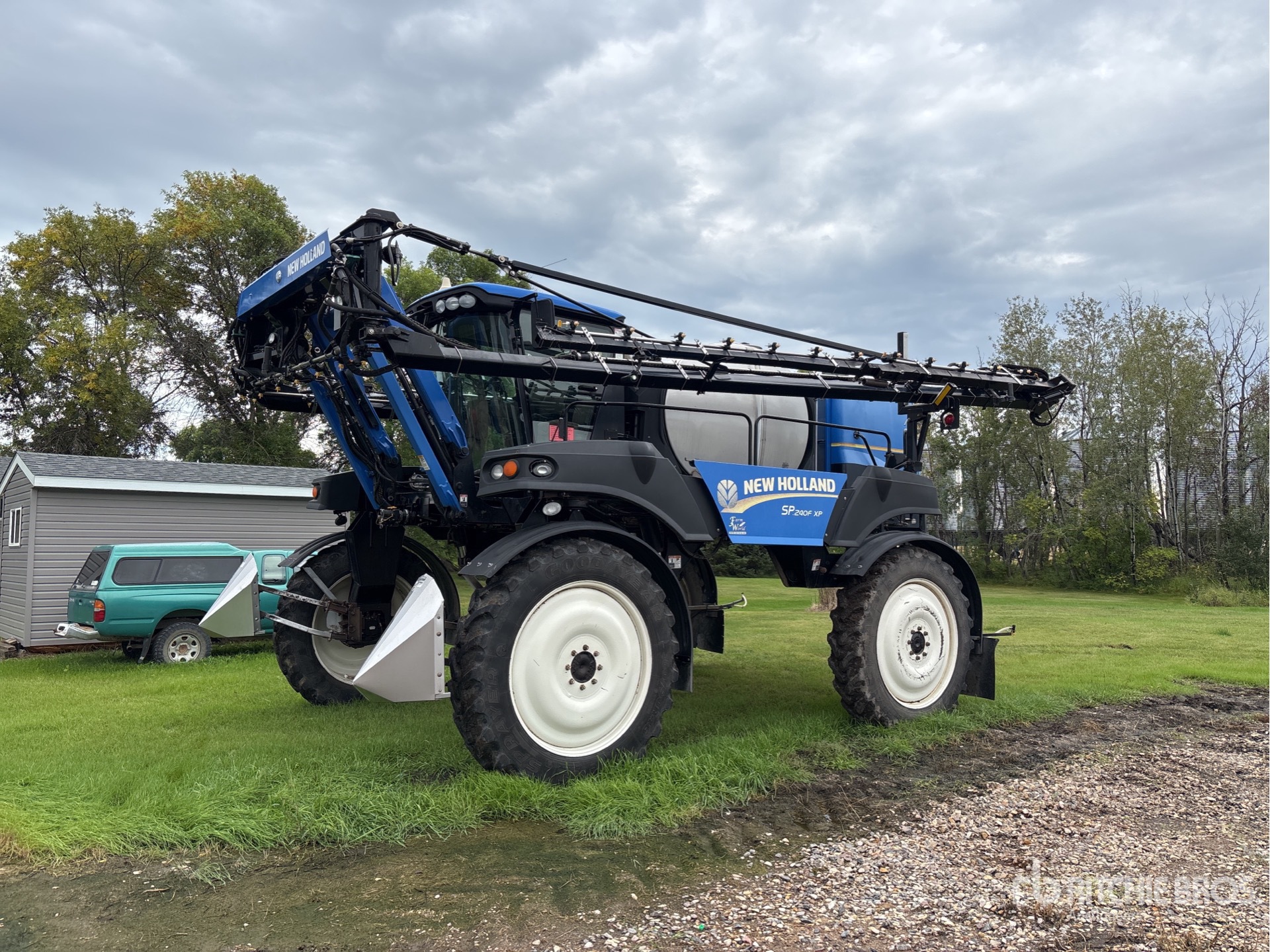 2012 New Holland SP240F