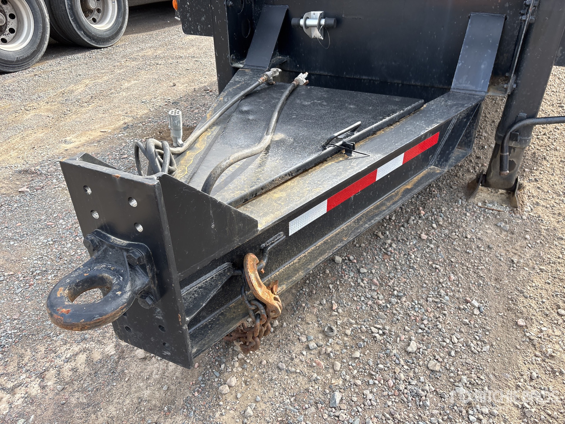 2010 Mac 30 FT T/A