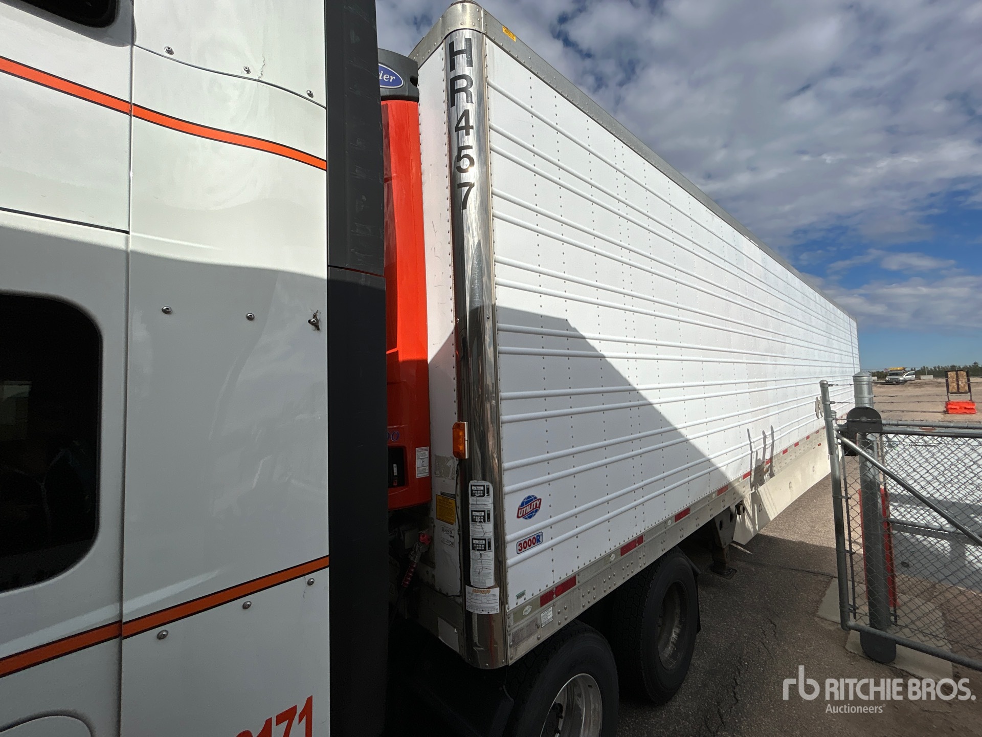 2014 Utility 3000R