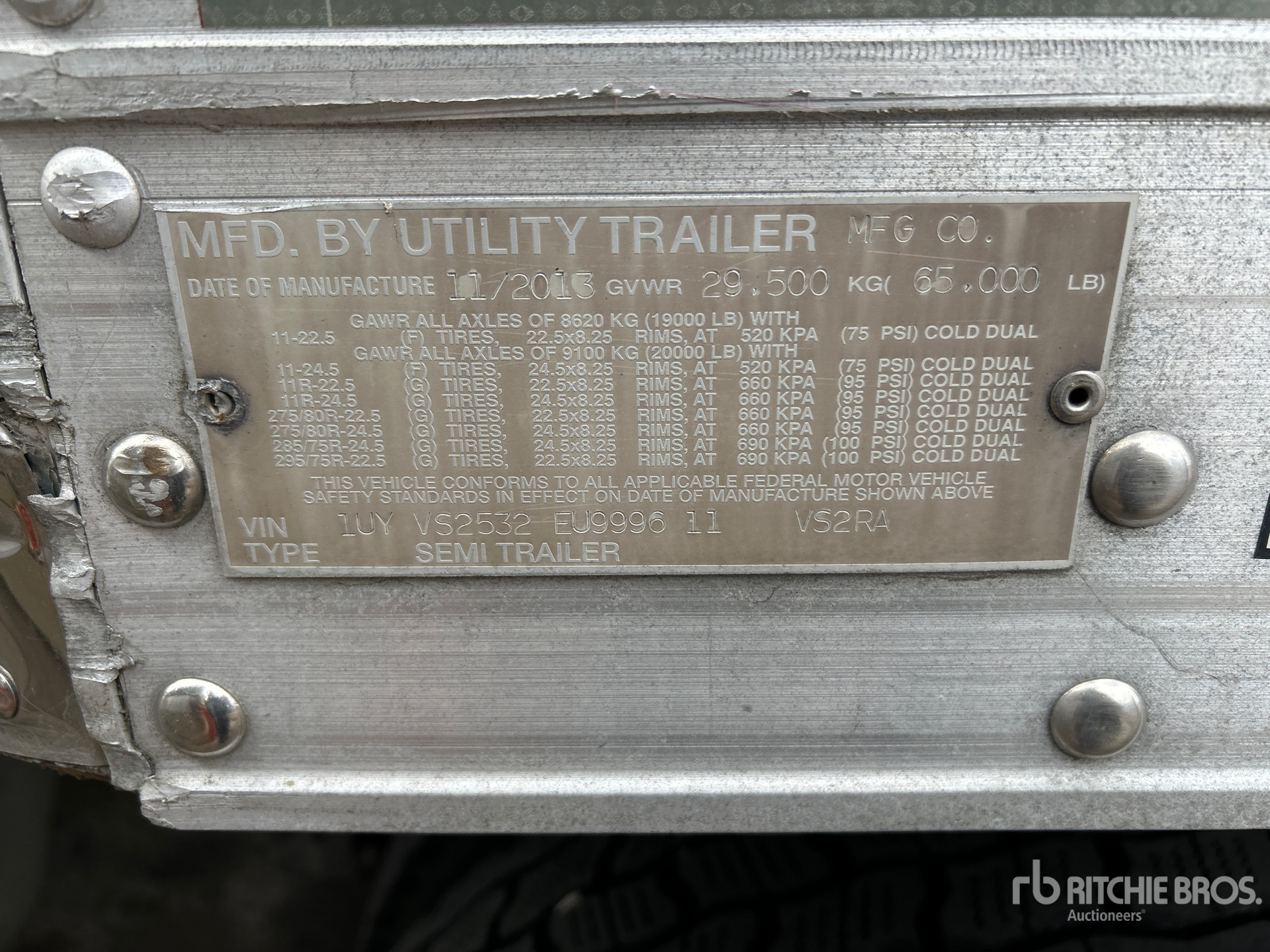 2014 Utility 3000R