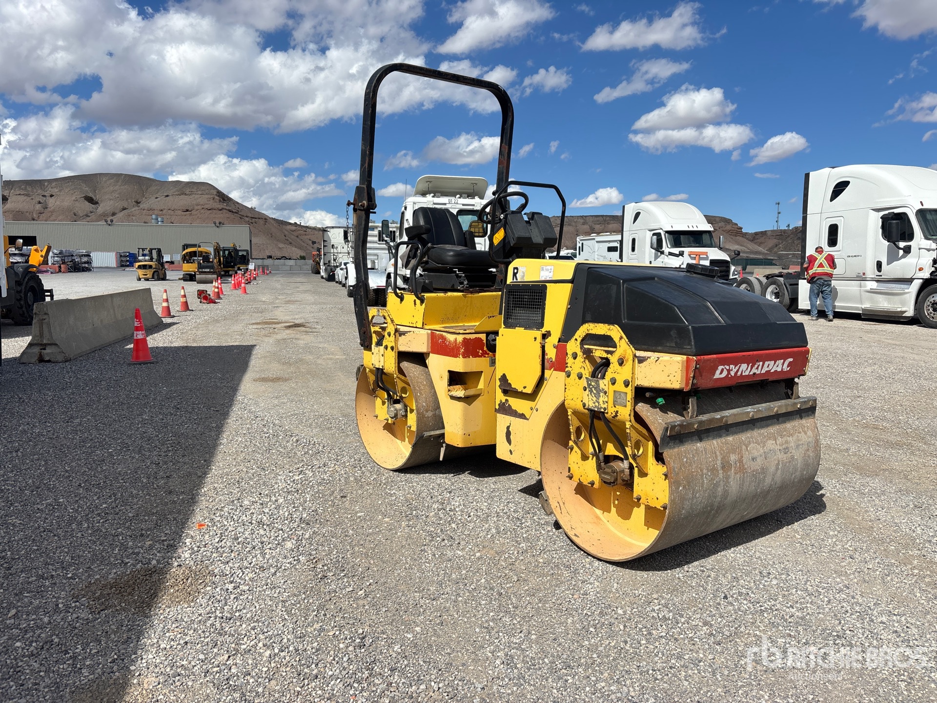 2003 Dynapac CC142