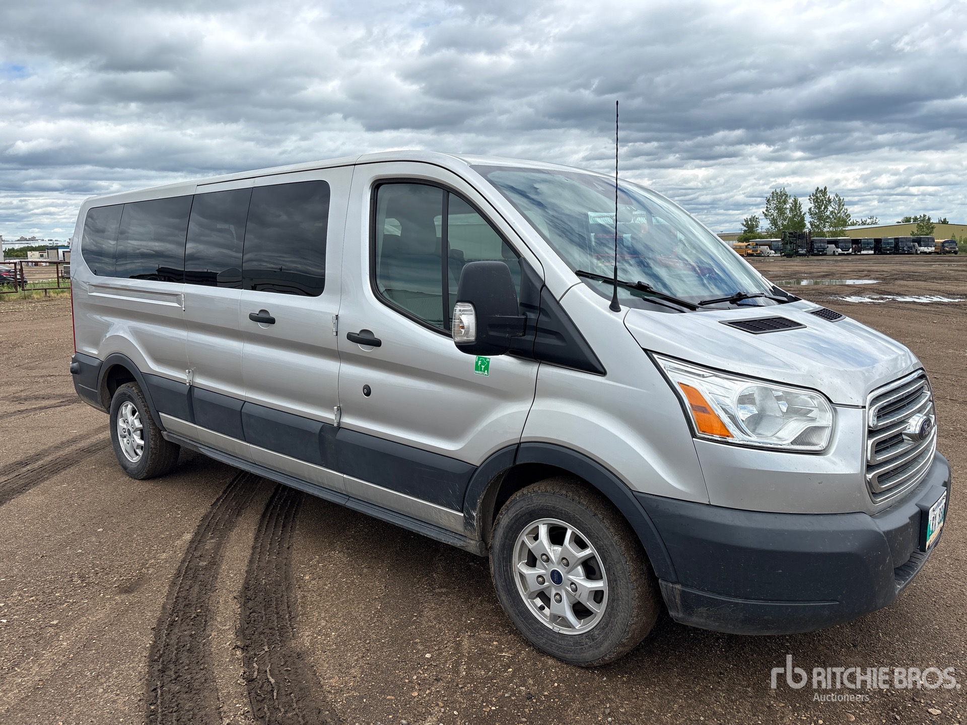 2015 Ford TRANSIT 350