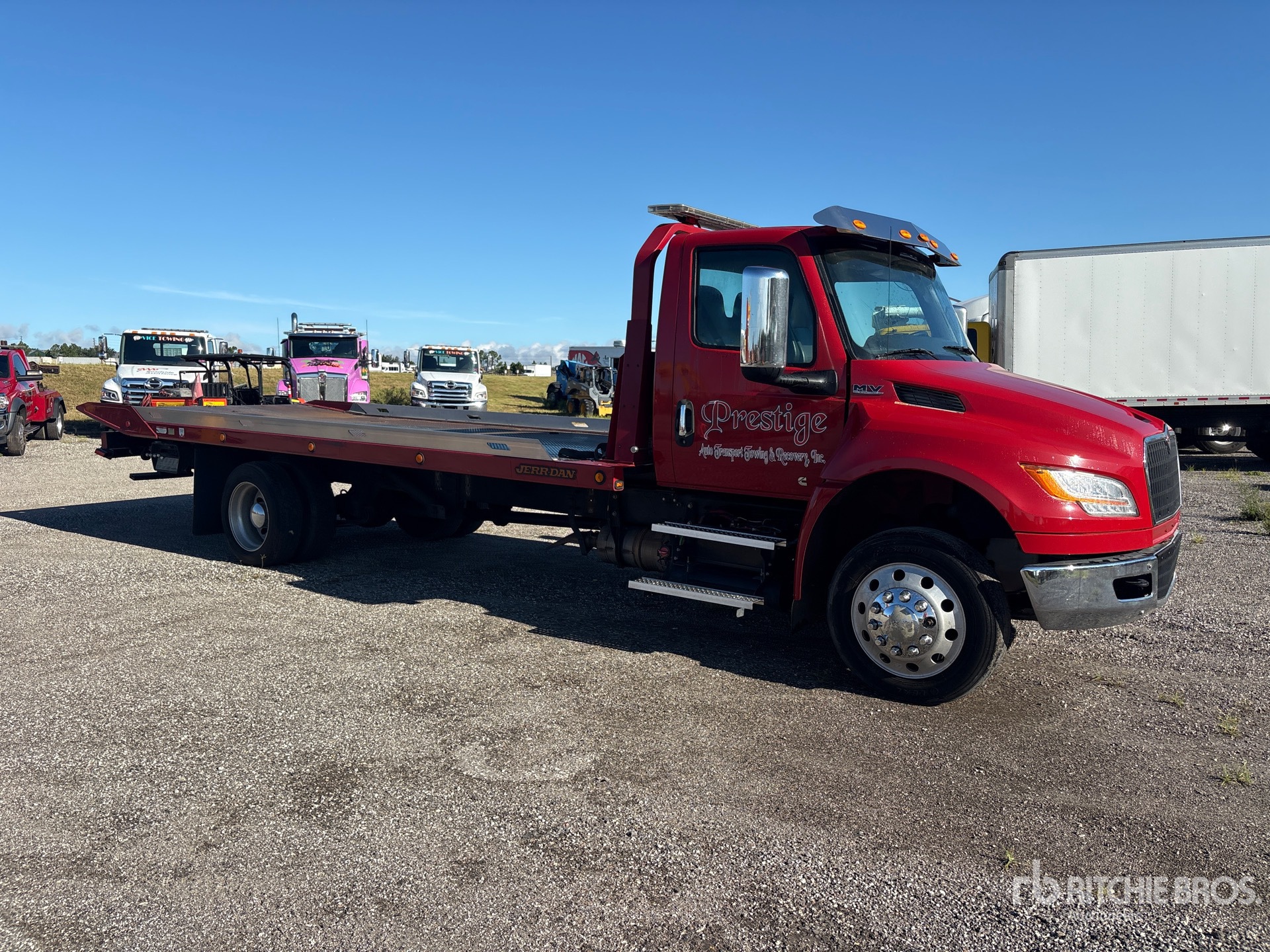 2023 International MV607 SBA