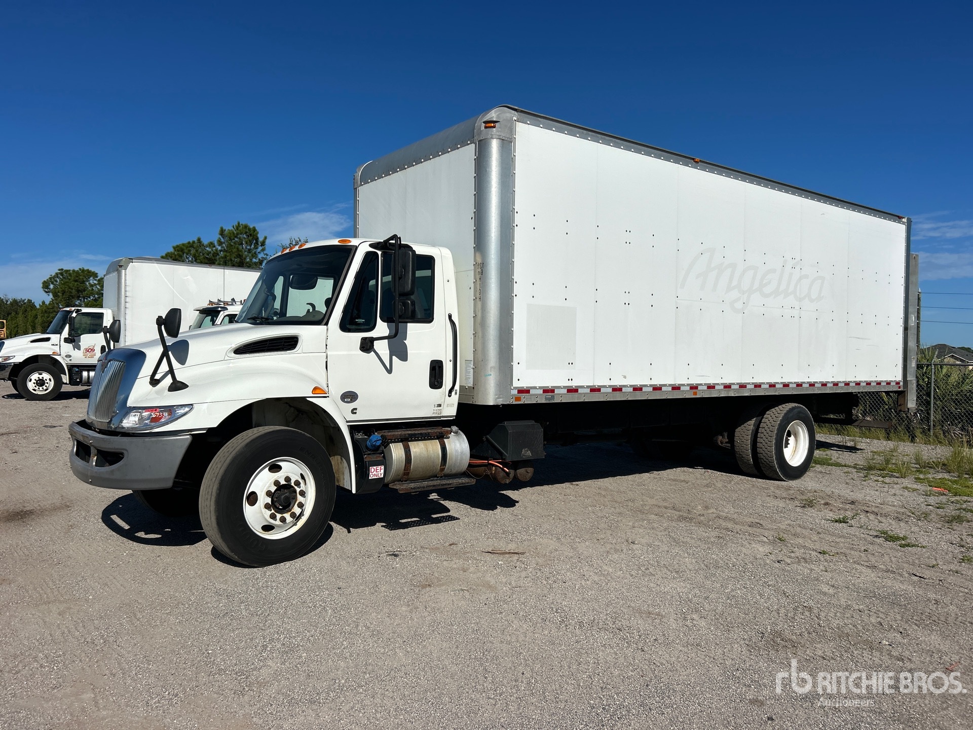 2018 International MA025