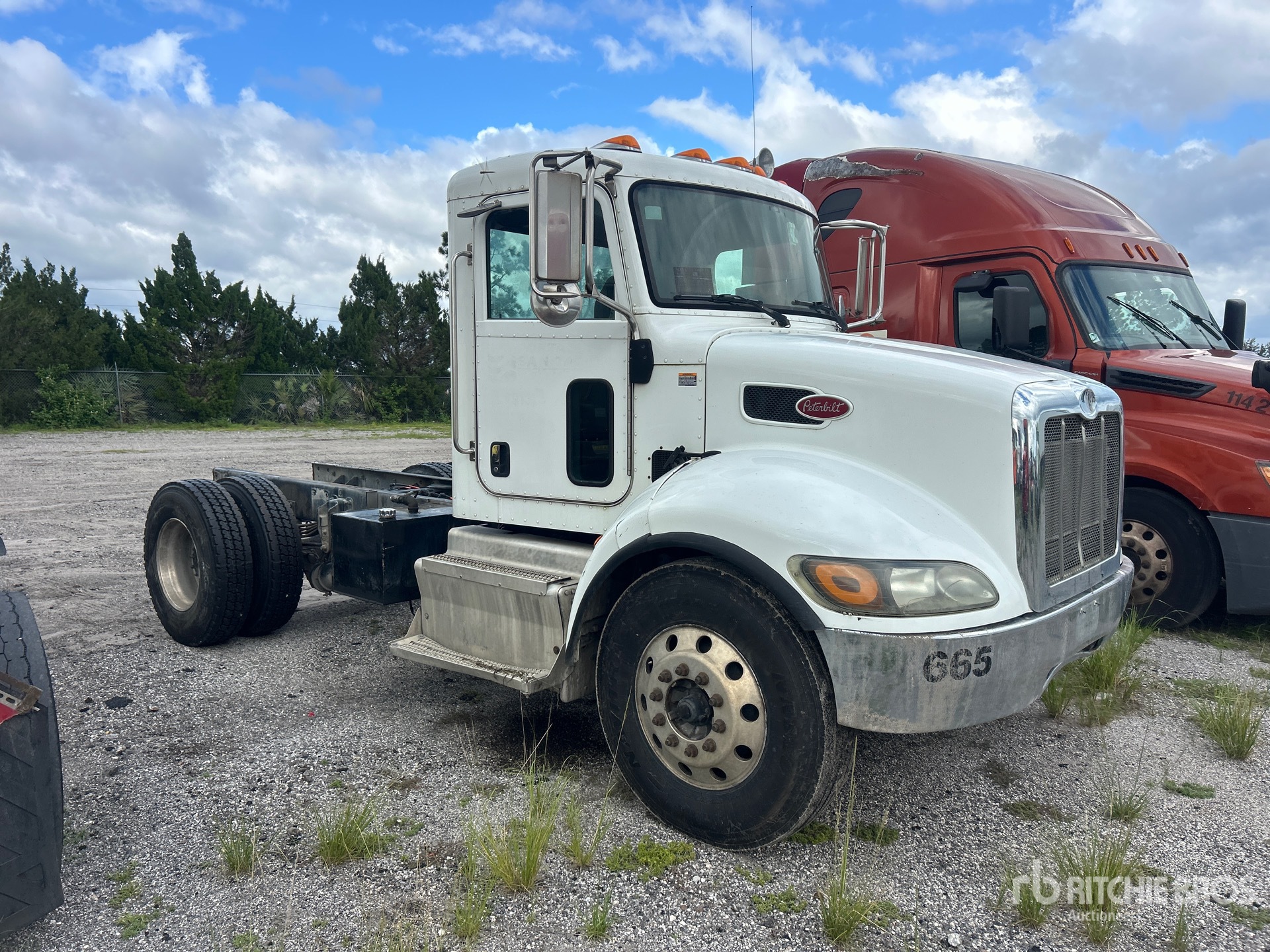 2016 Peterbilt 337