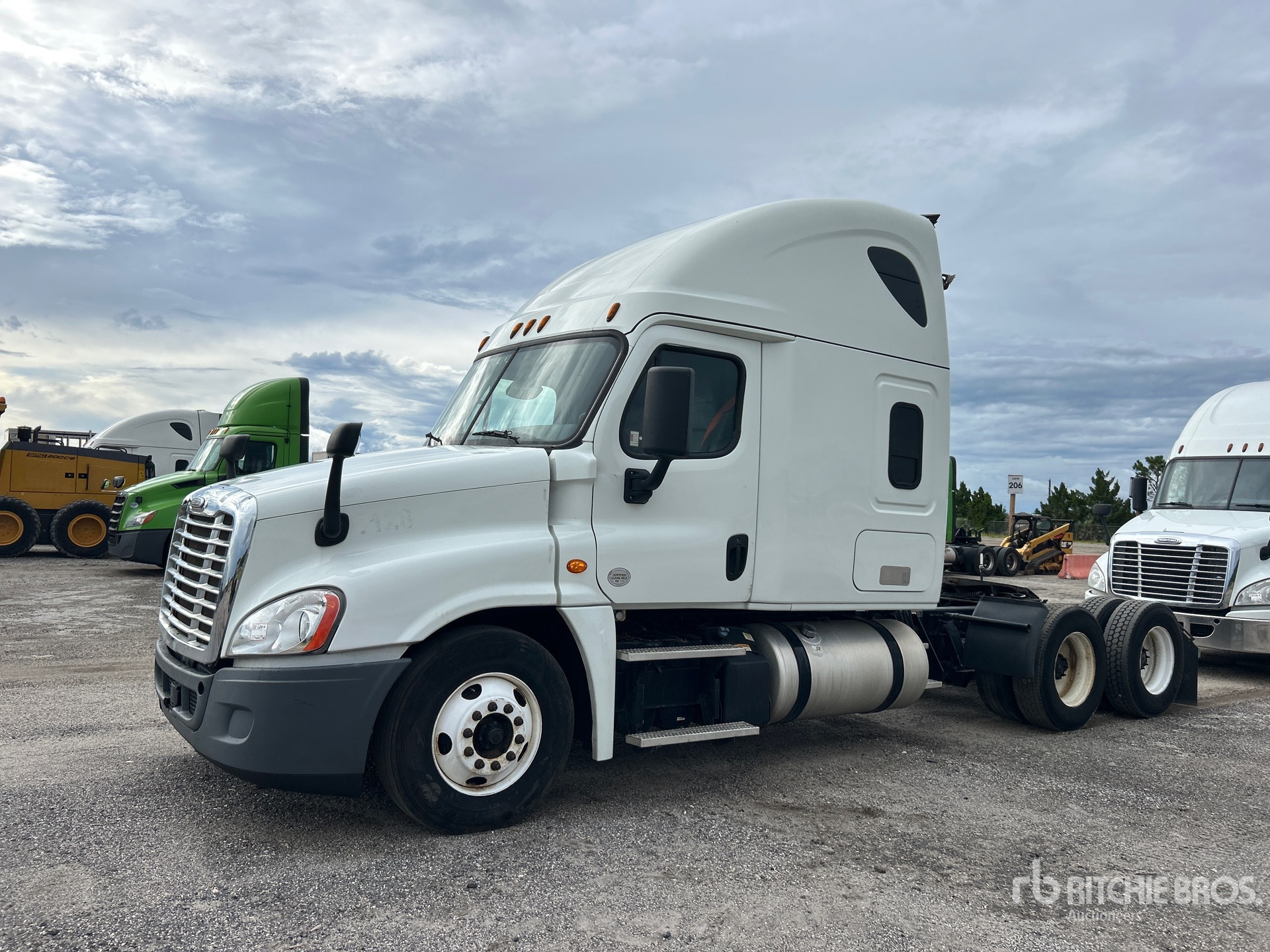 2019 Freightliner CASCADIA 125