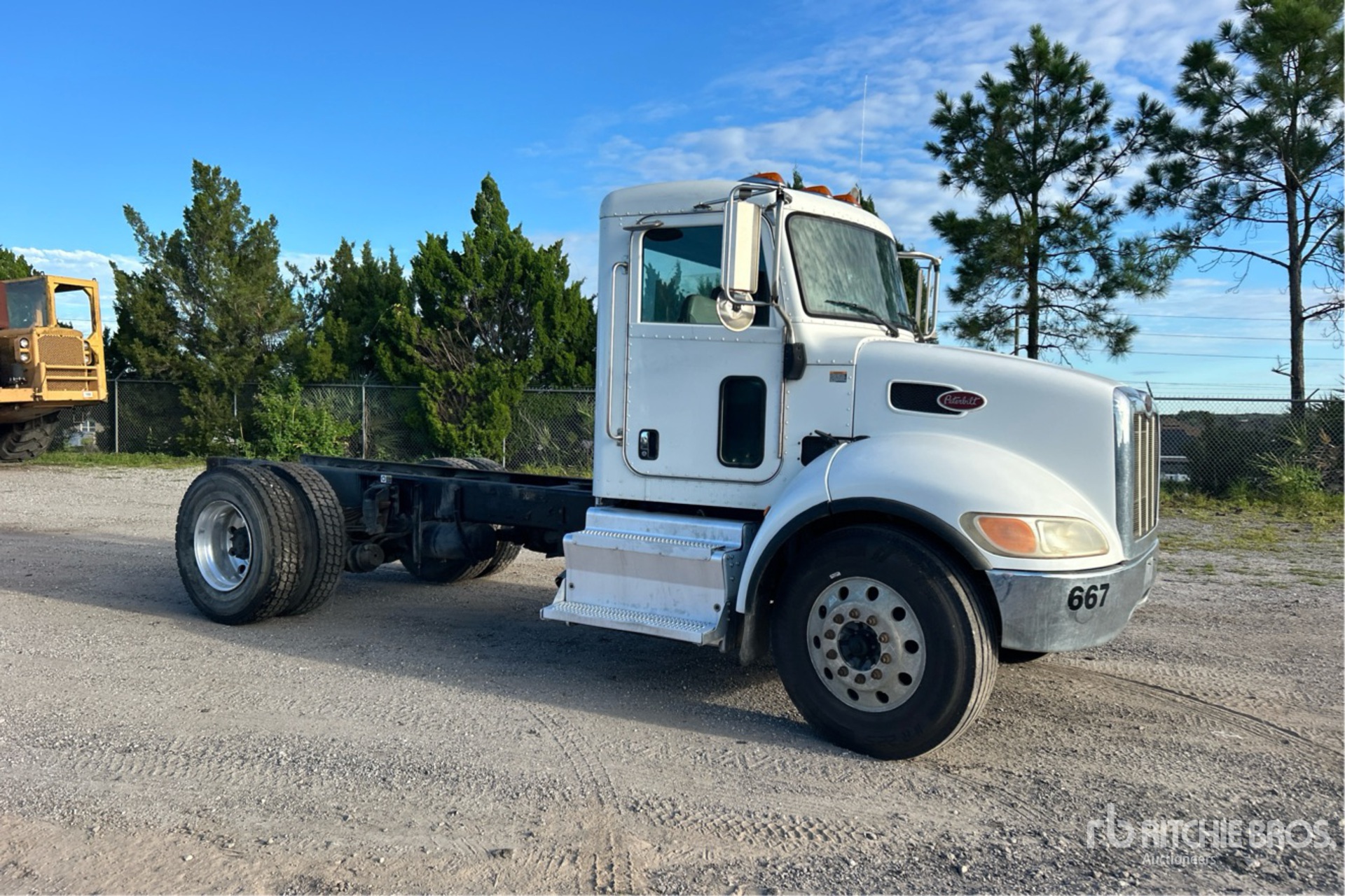 2016 Peterbilt 337
