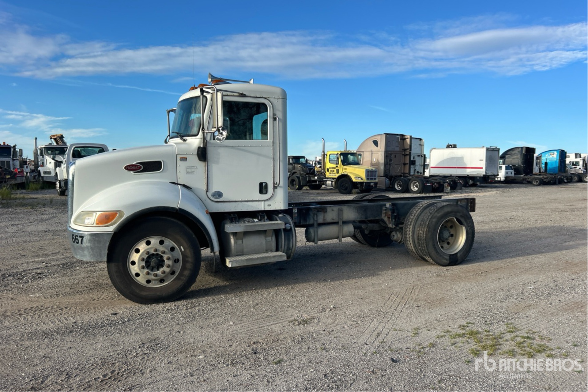 2016 Peterbilt 337