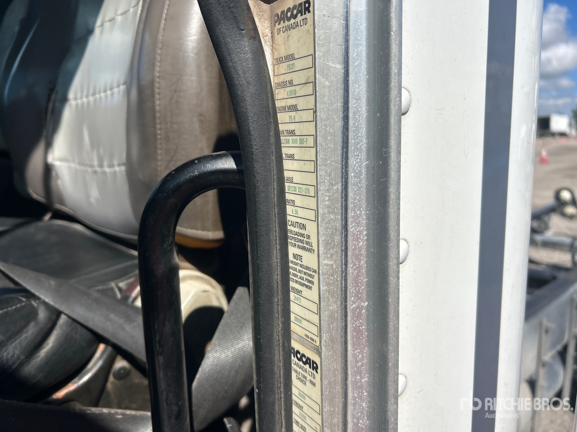 2017 Peterbilt 337