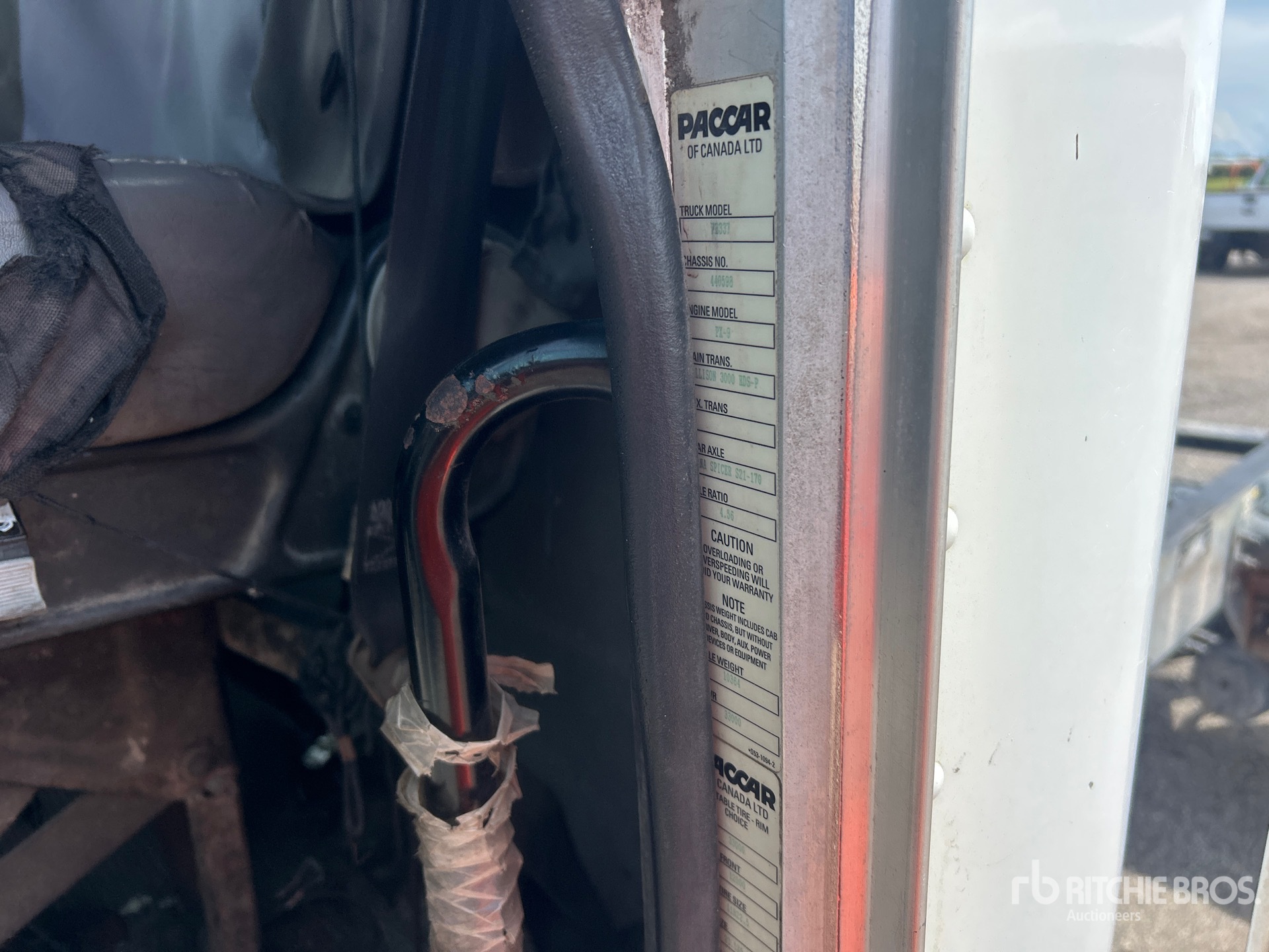 2017 Peterbilt 337