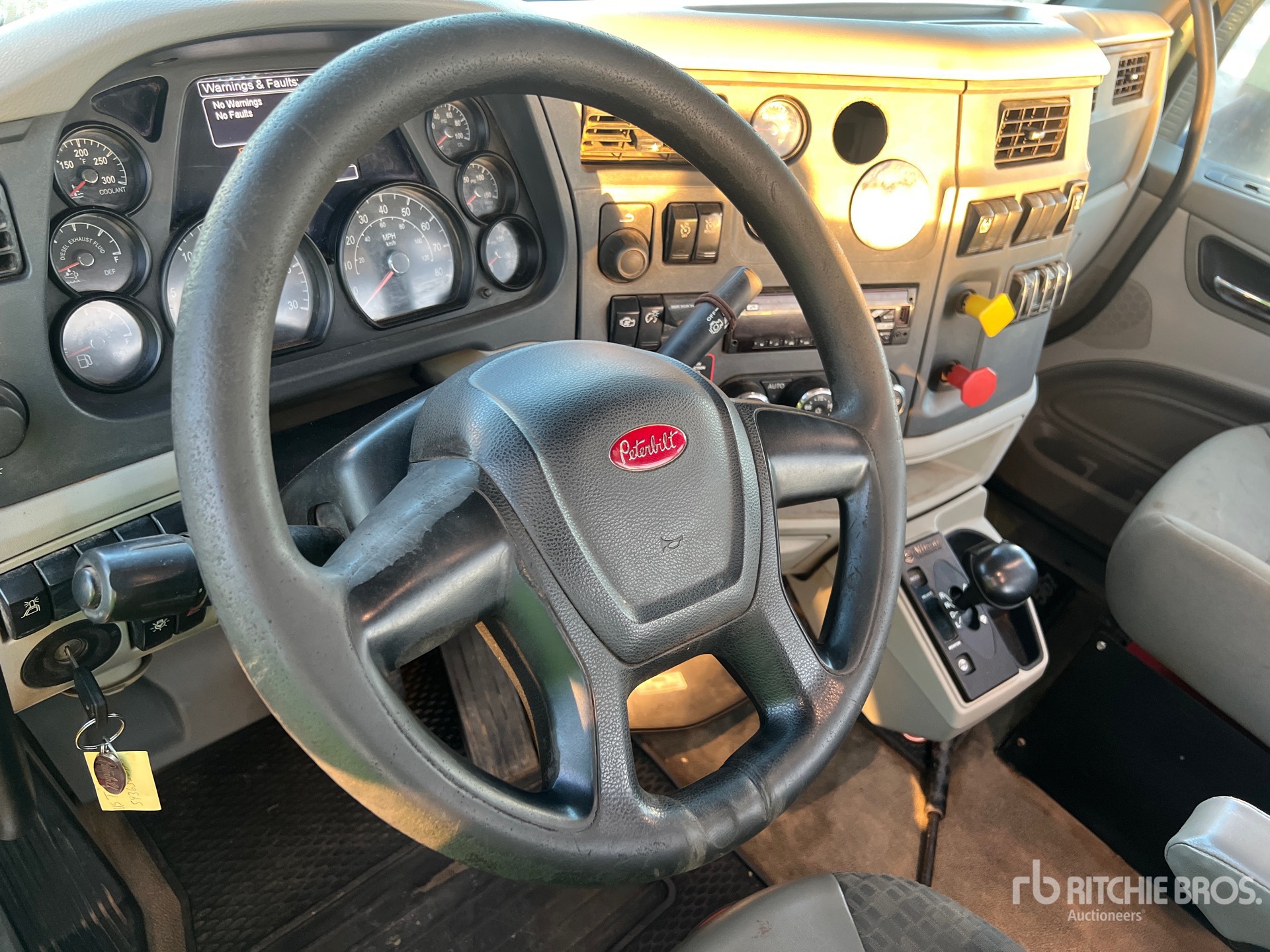 2020 Peterbilt 567