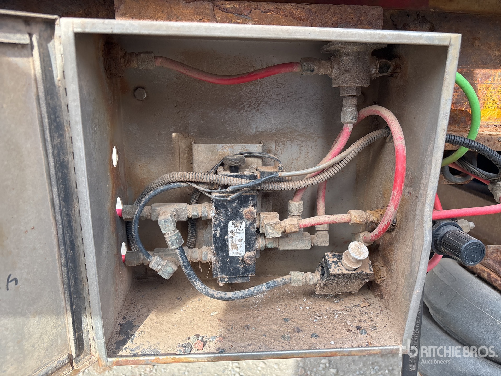 2012 BWS EZ-2-LOAD