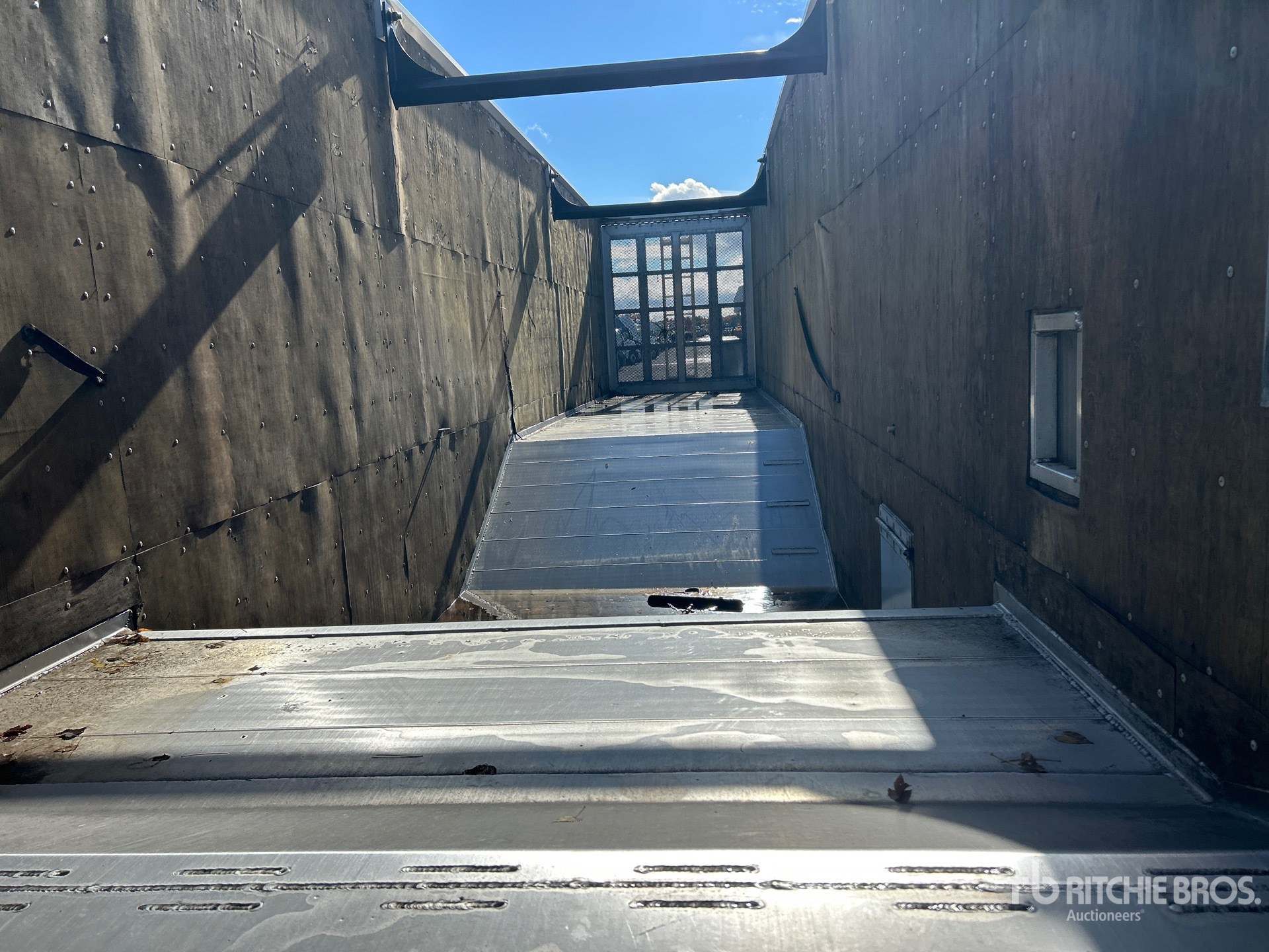 2025 Titan 53 ft x 102 in Quad/A Belly Ope ...