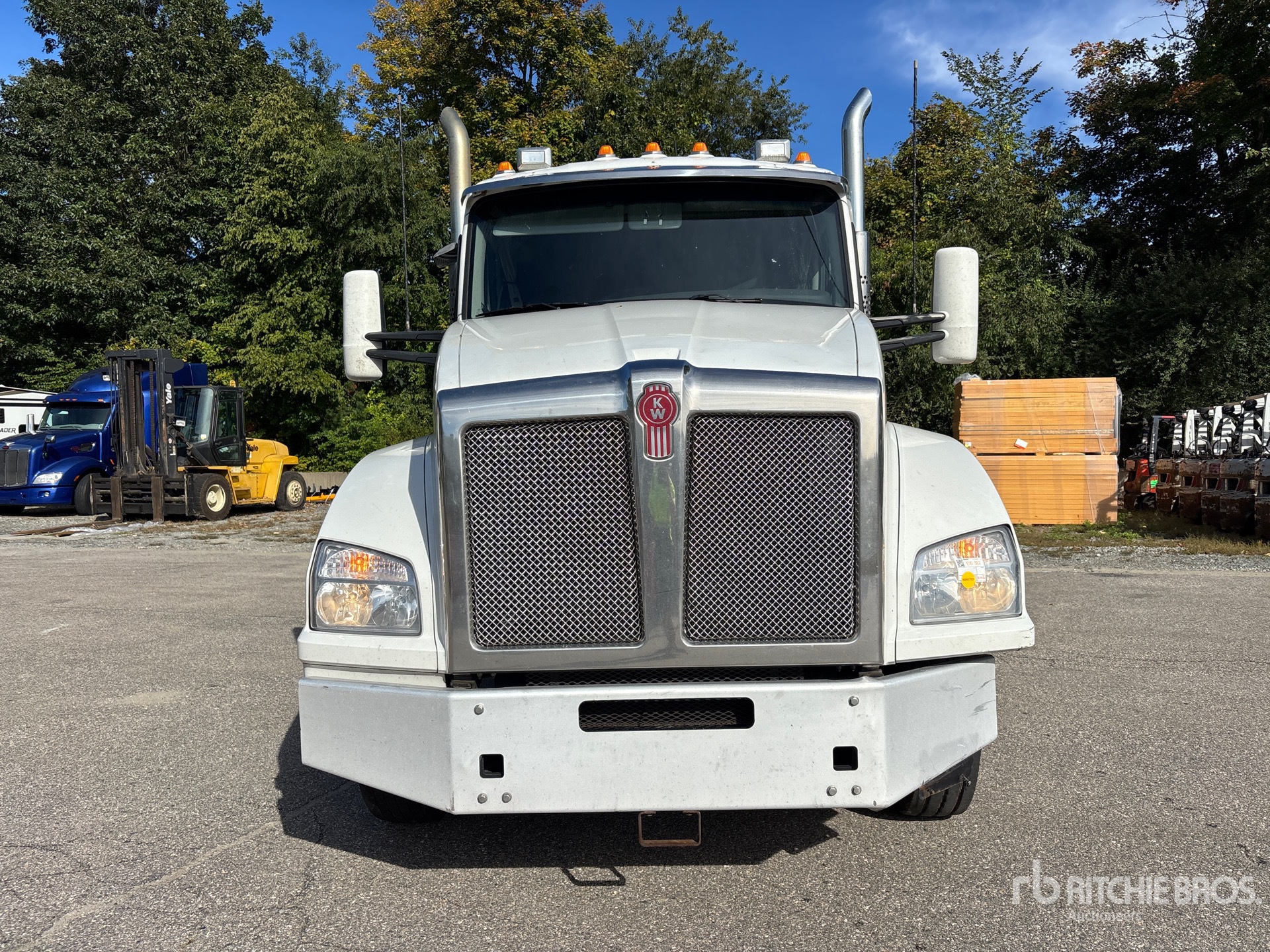 2022 Kenworth T880