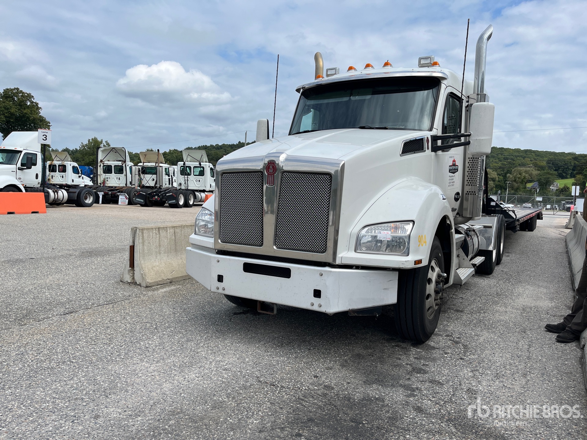 2022 Kenworth T880