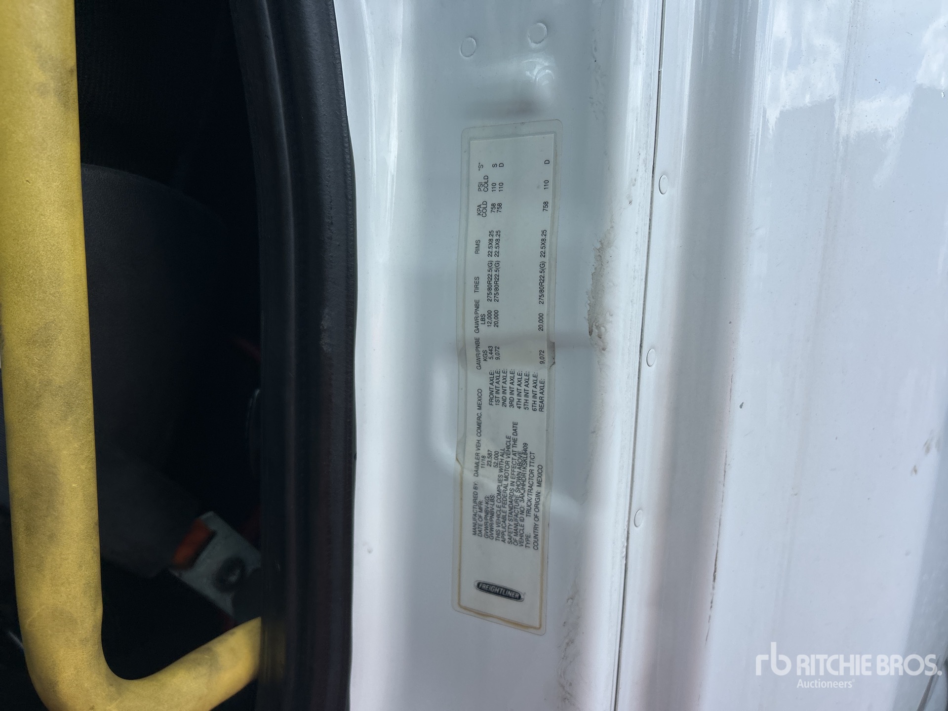 2019 Freightliner CASCADIA 126
