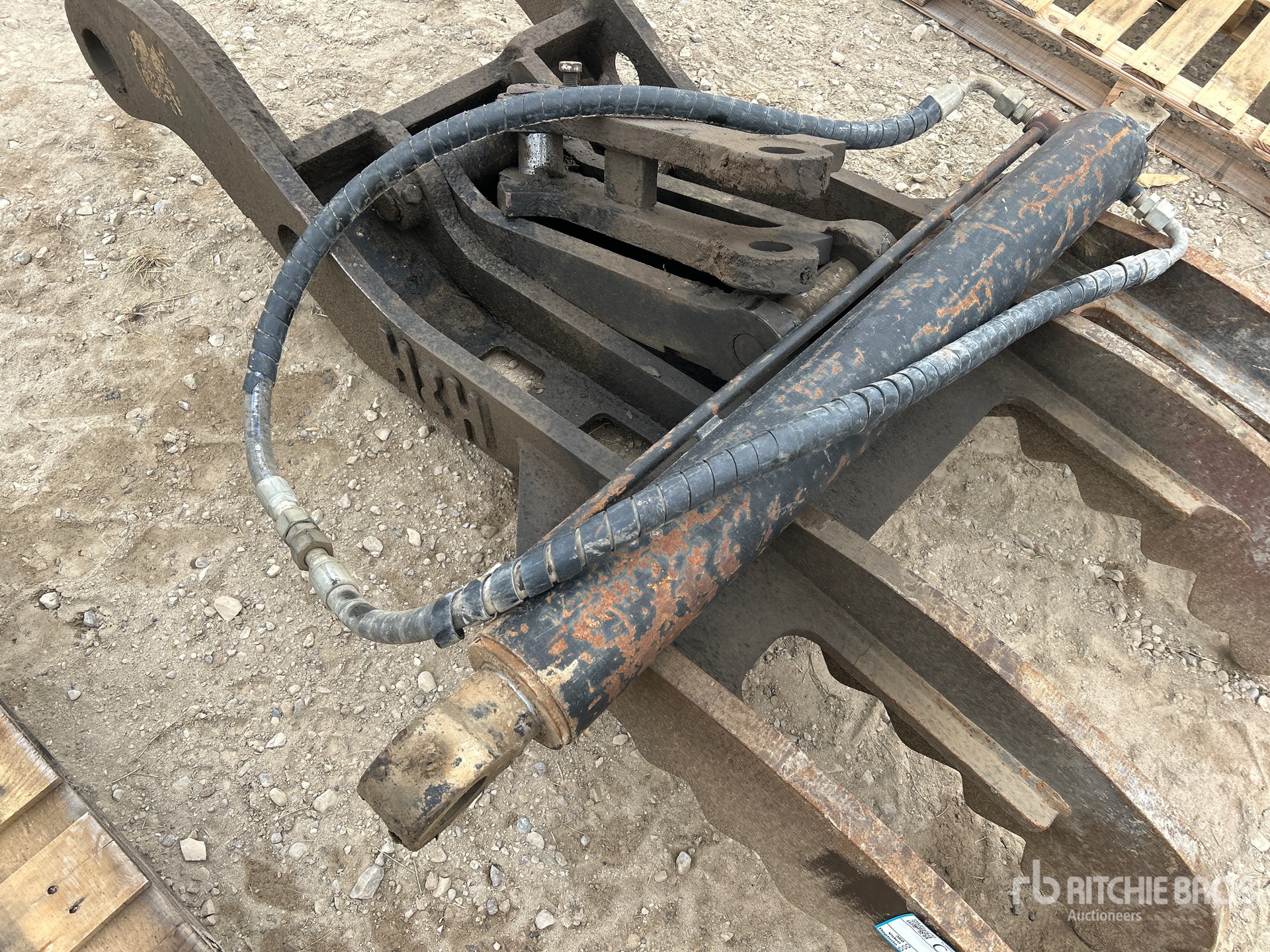 H&H 72 in Hydraulic