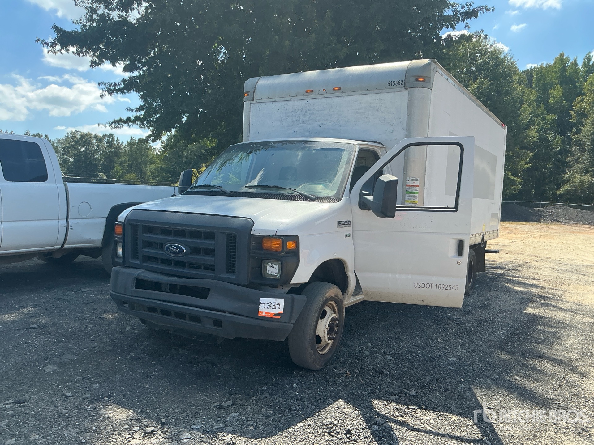 2016 Ford E-350