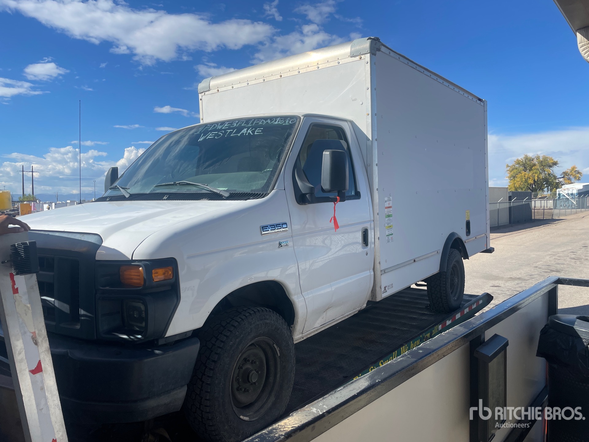 Photo of 2015 Ford E-350
