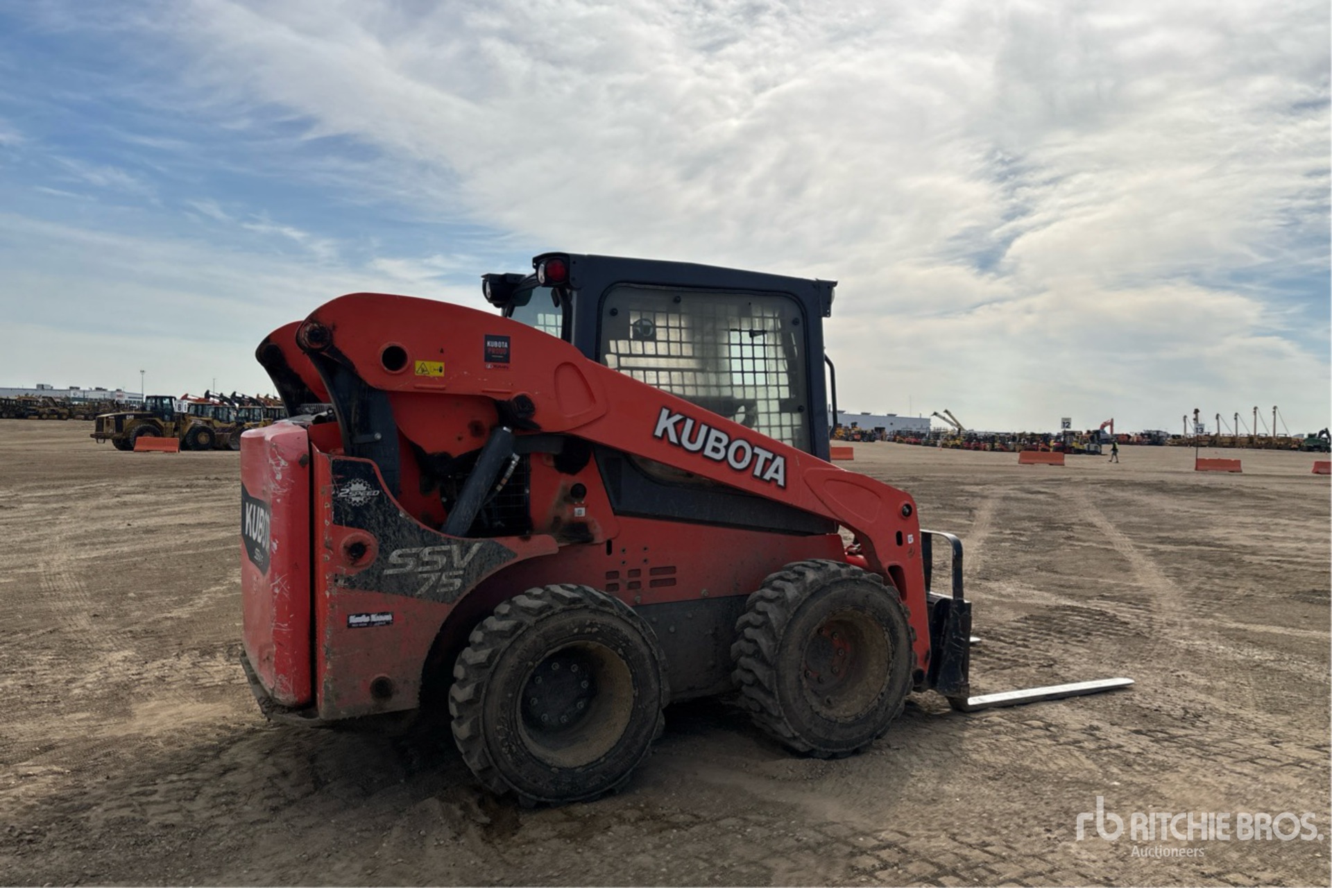 2016 Kubota SSV75