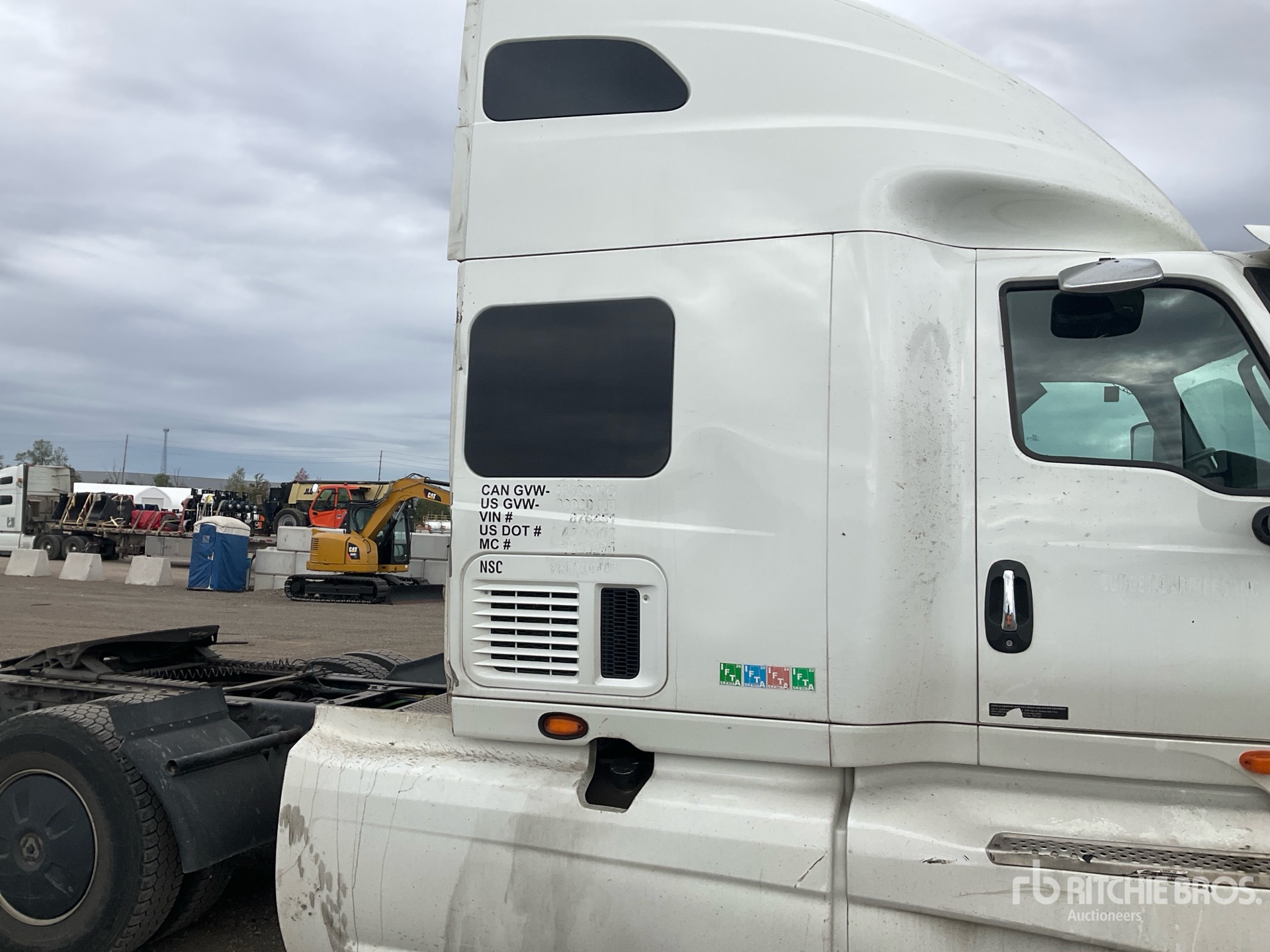 2023 International LT625