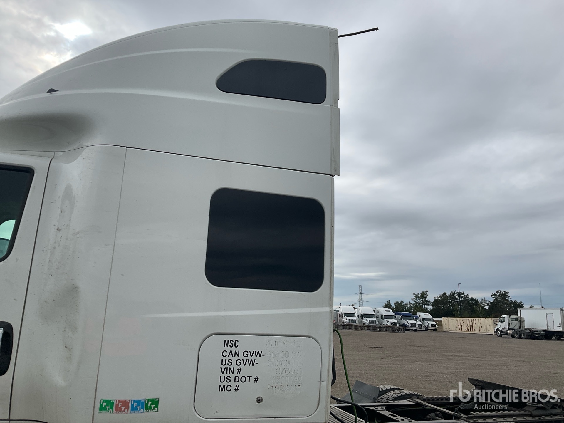 2023 International LT625