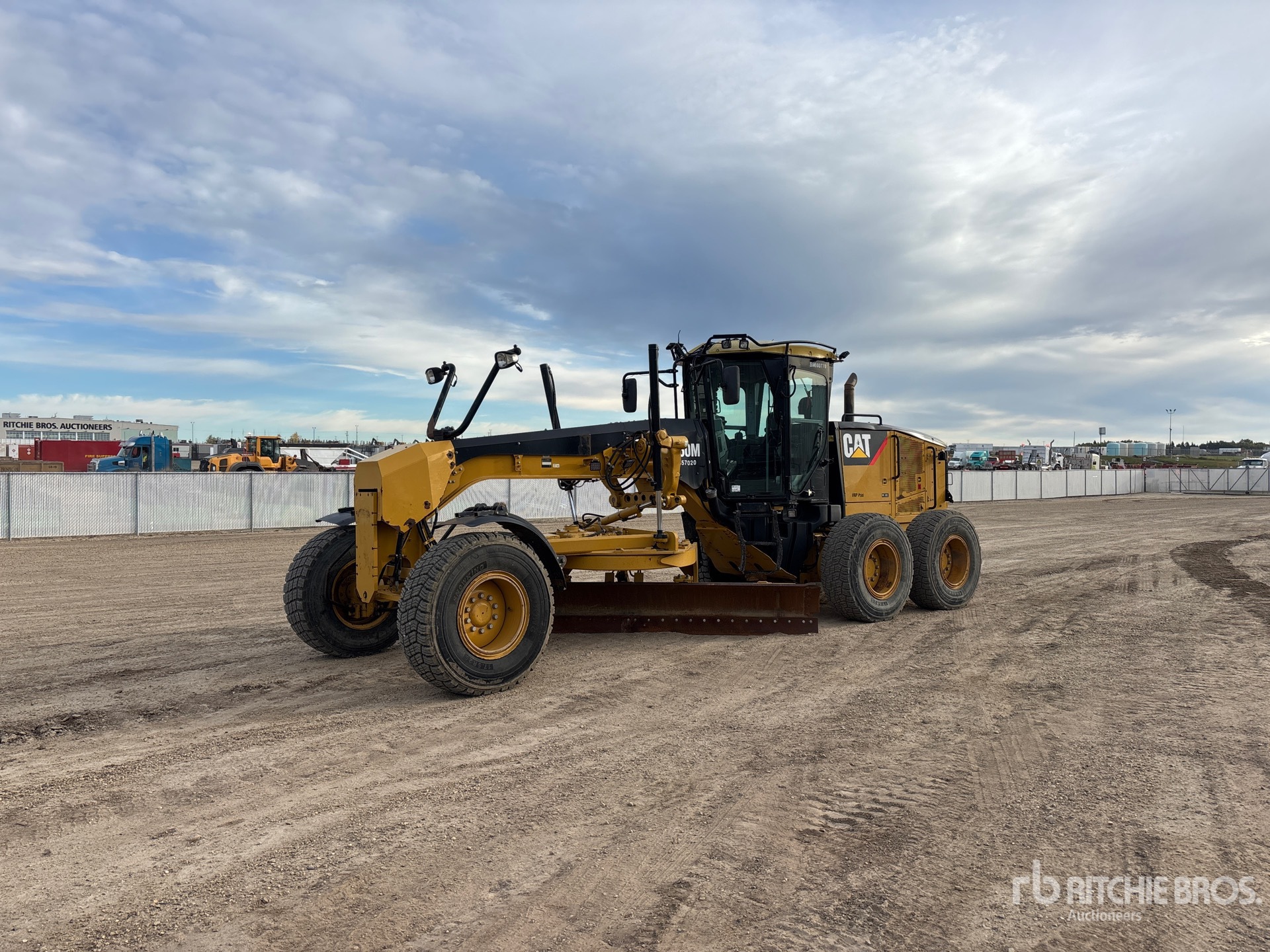 Photo of 2012 Caterpillar 160M VHP PLUS