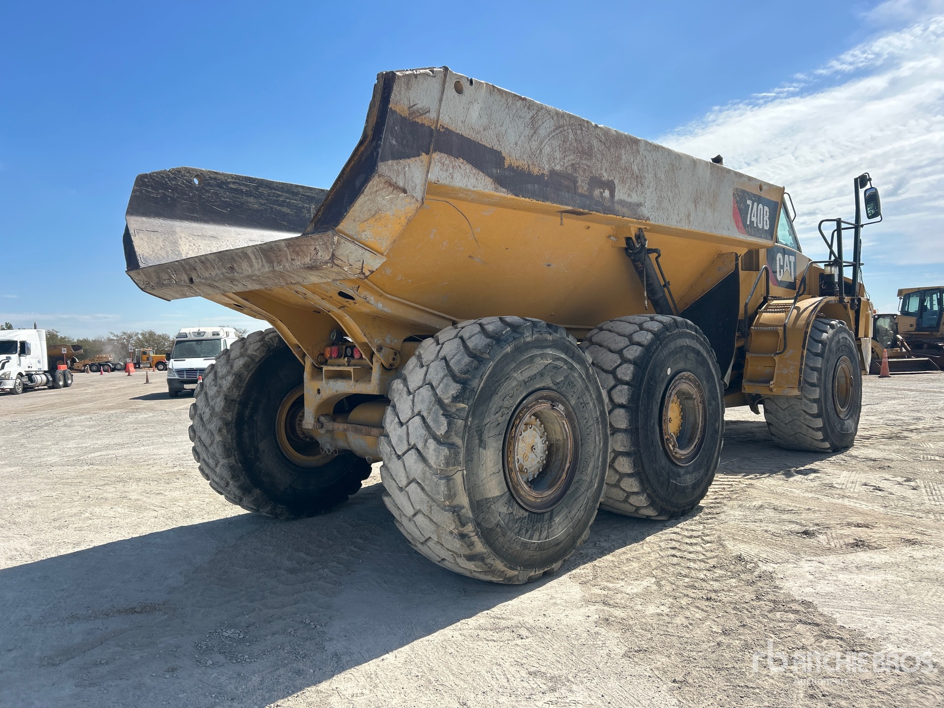 2011 Caterpillar 740B