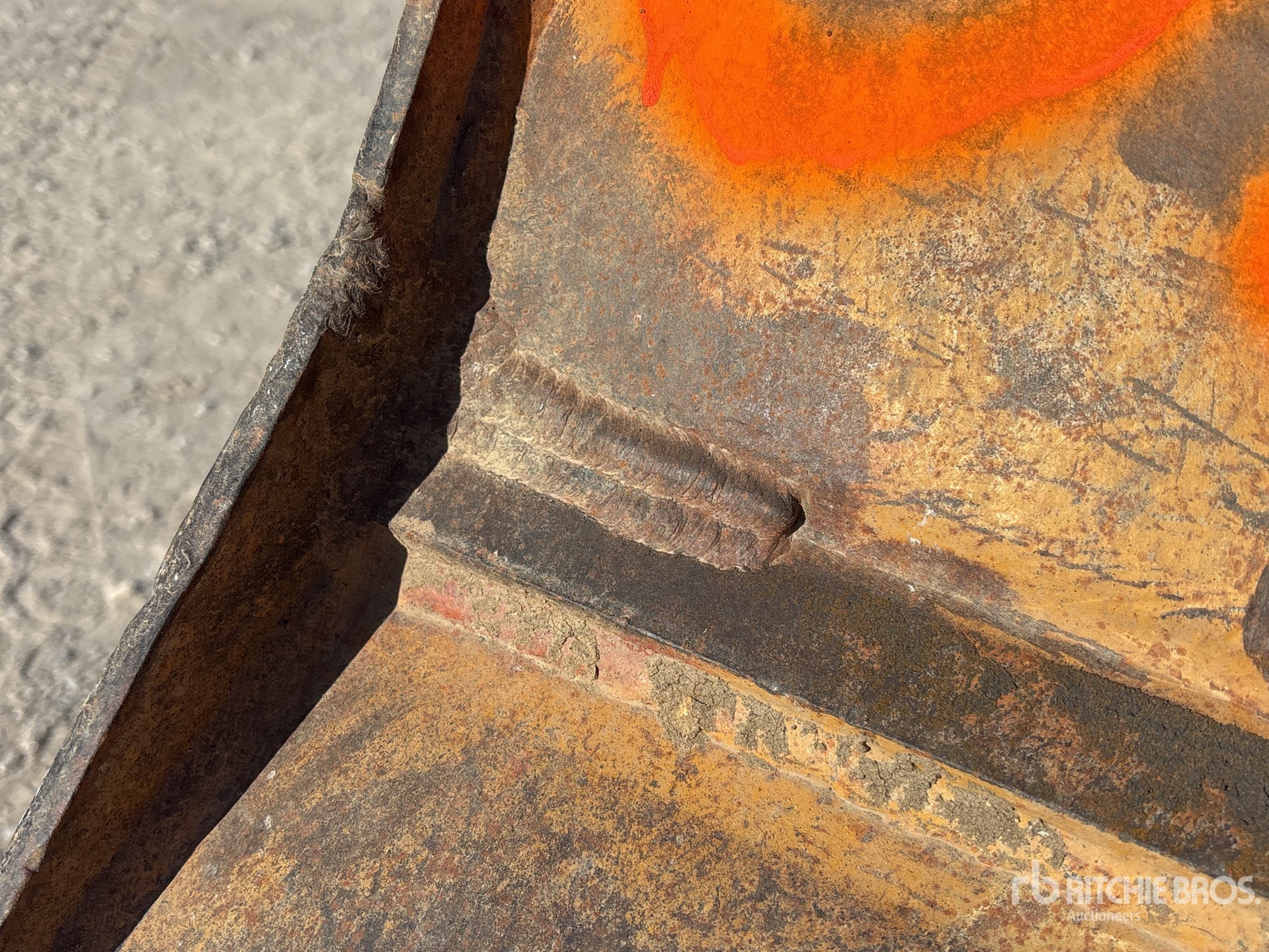 Caterpillar 72 IN DIGGING