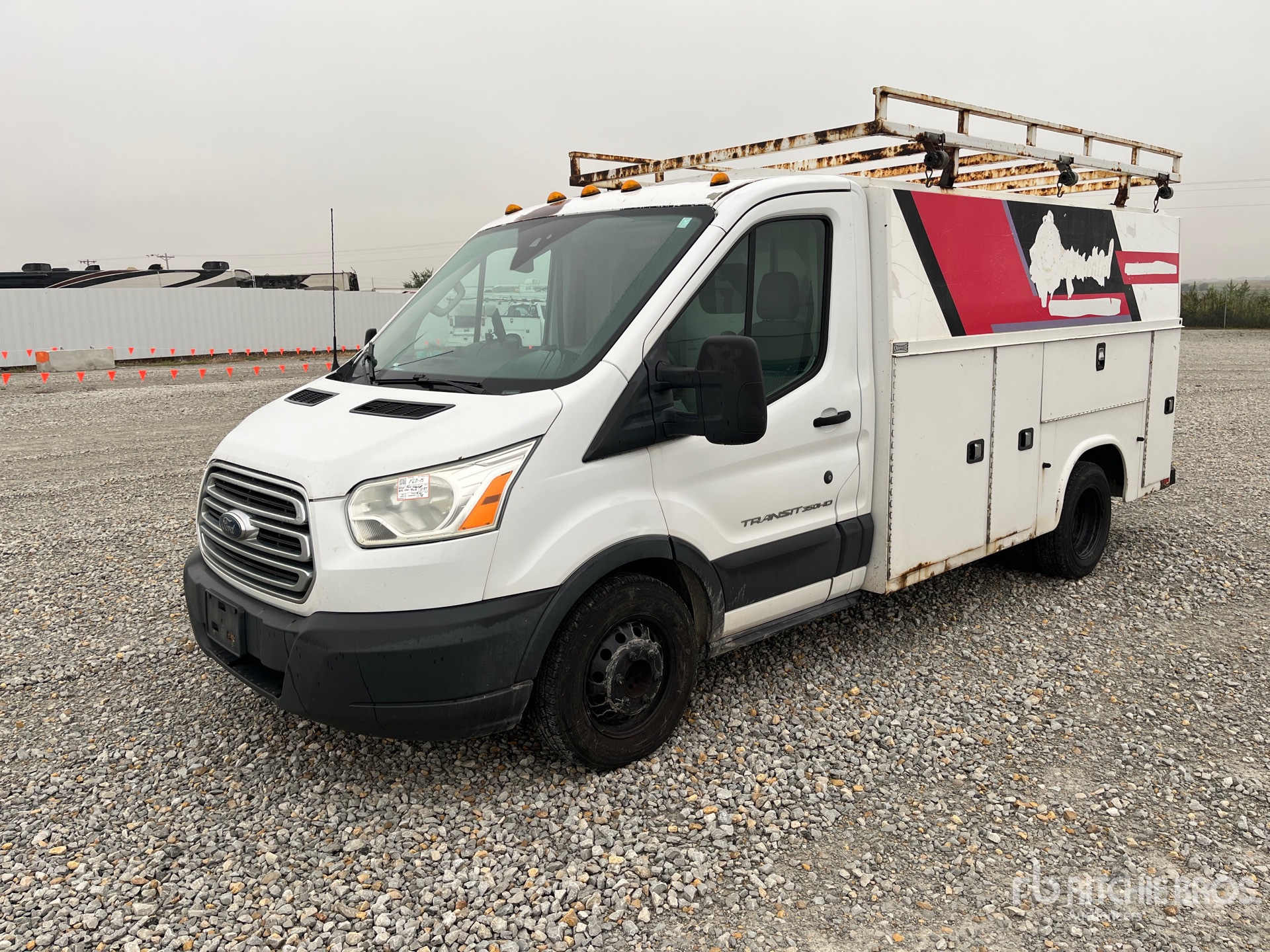 Photo of 2015 Ford TRANSIT 350