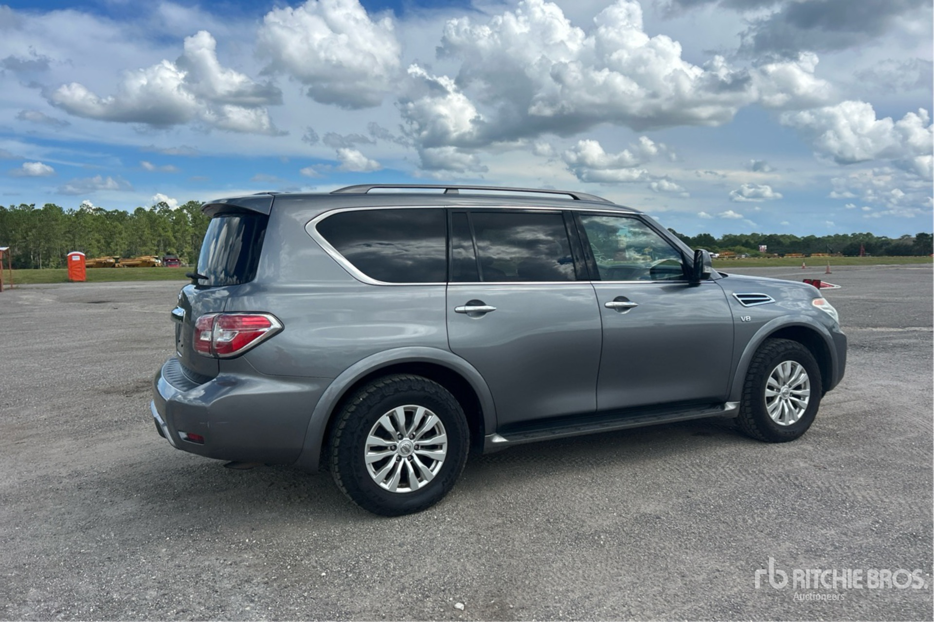 2017 Nissan ARMADA