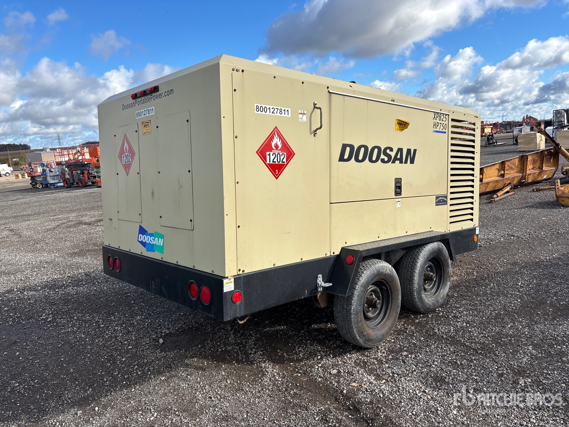 2016 Doosan Portable Power XP825WCU-FX-PAS