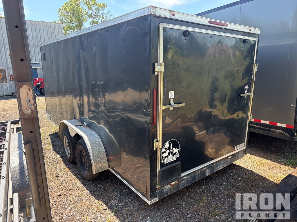 General Appearance with Bild, Ecke hinten links