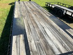 Trailer Chassis with Deck/ Floor Condition