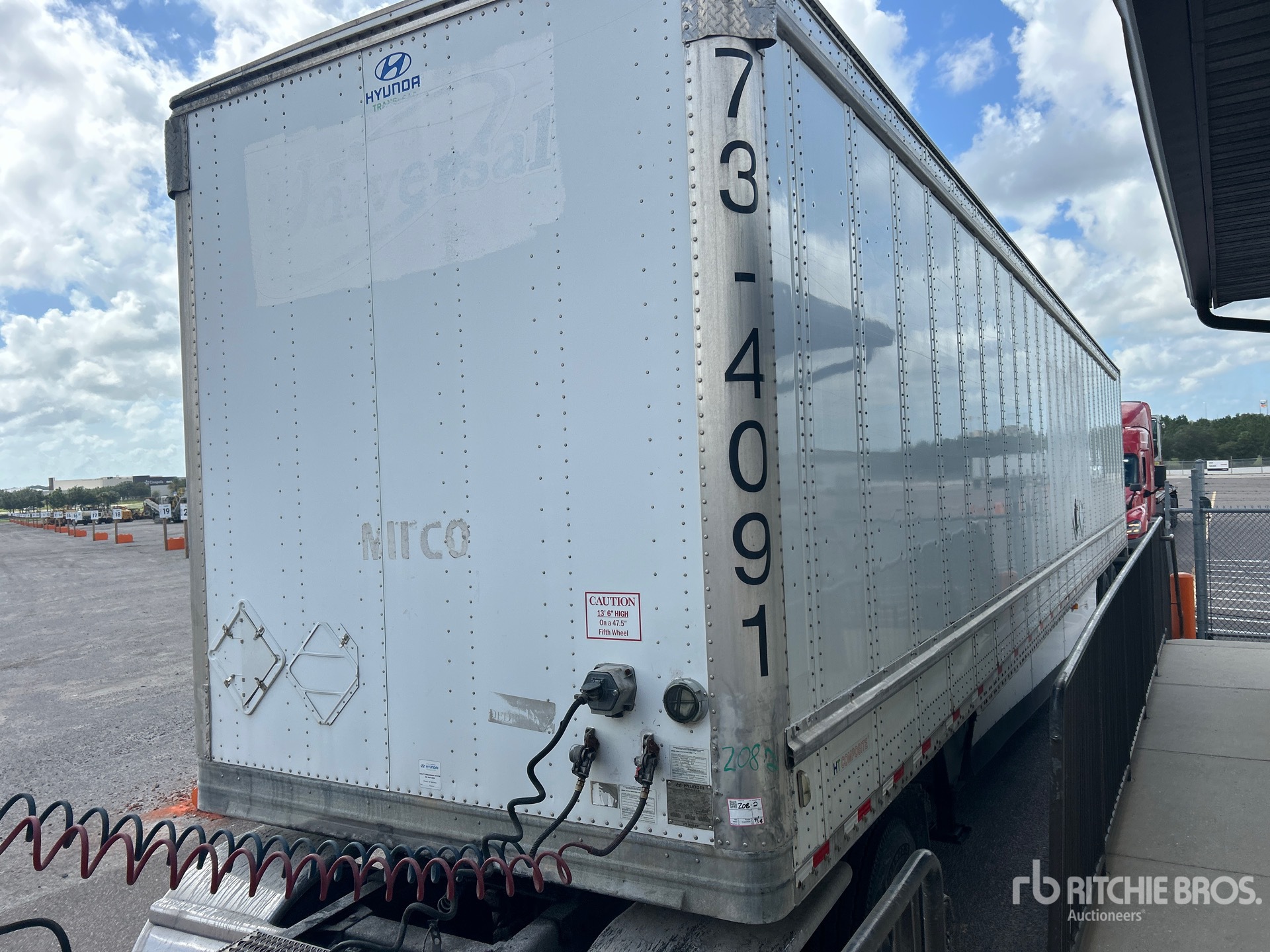 2014 Hyundai VR2530152-AJS