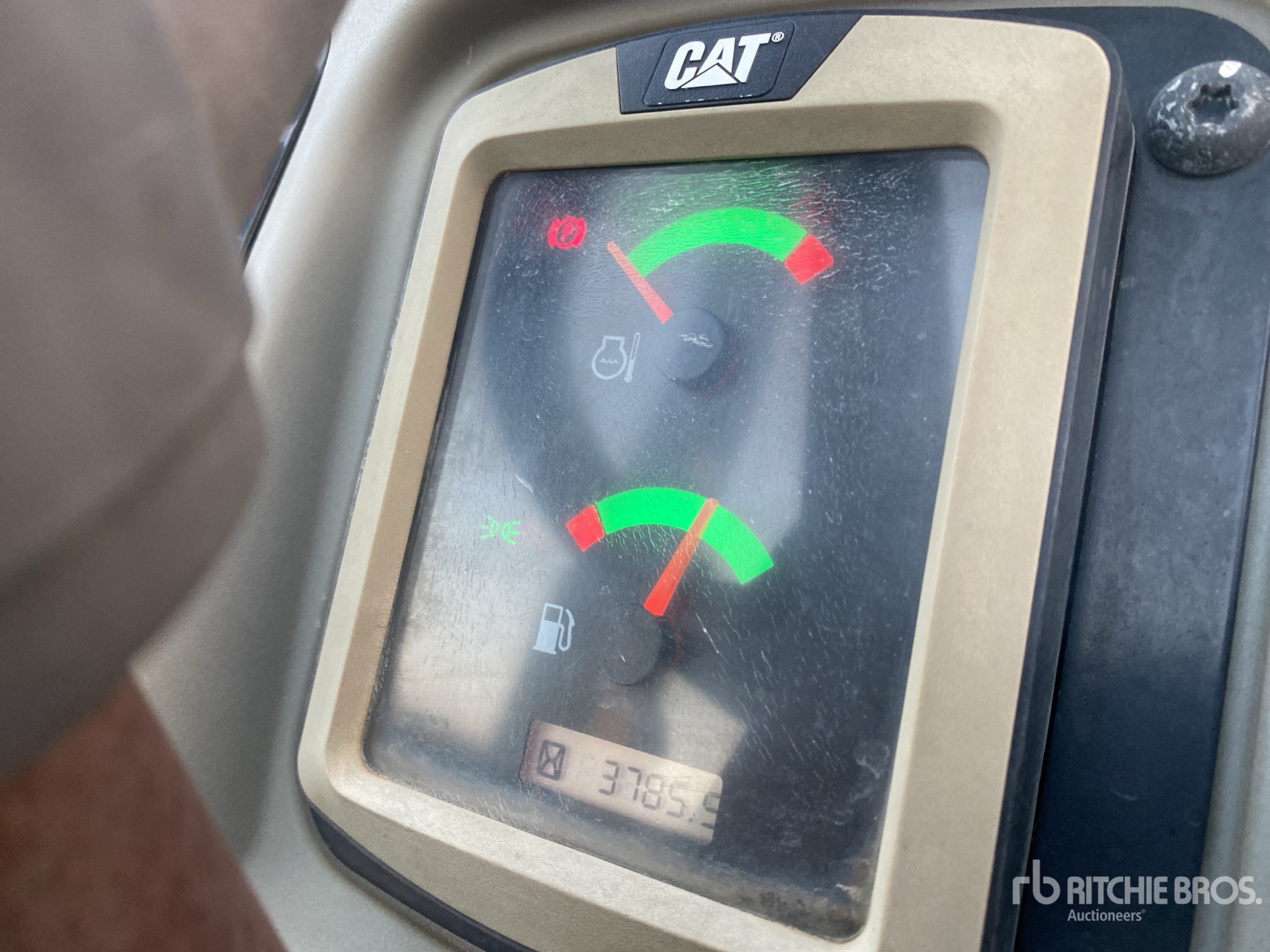 2017 Caterpillar CB2.7