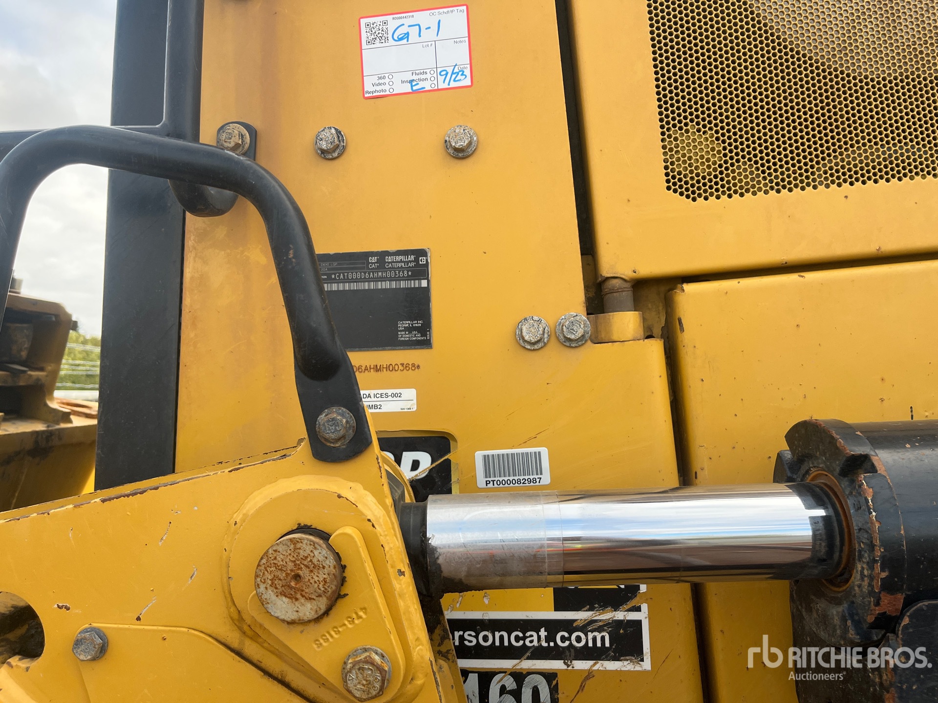 2020 Caterpillar D6 XE LGP