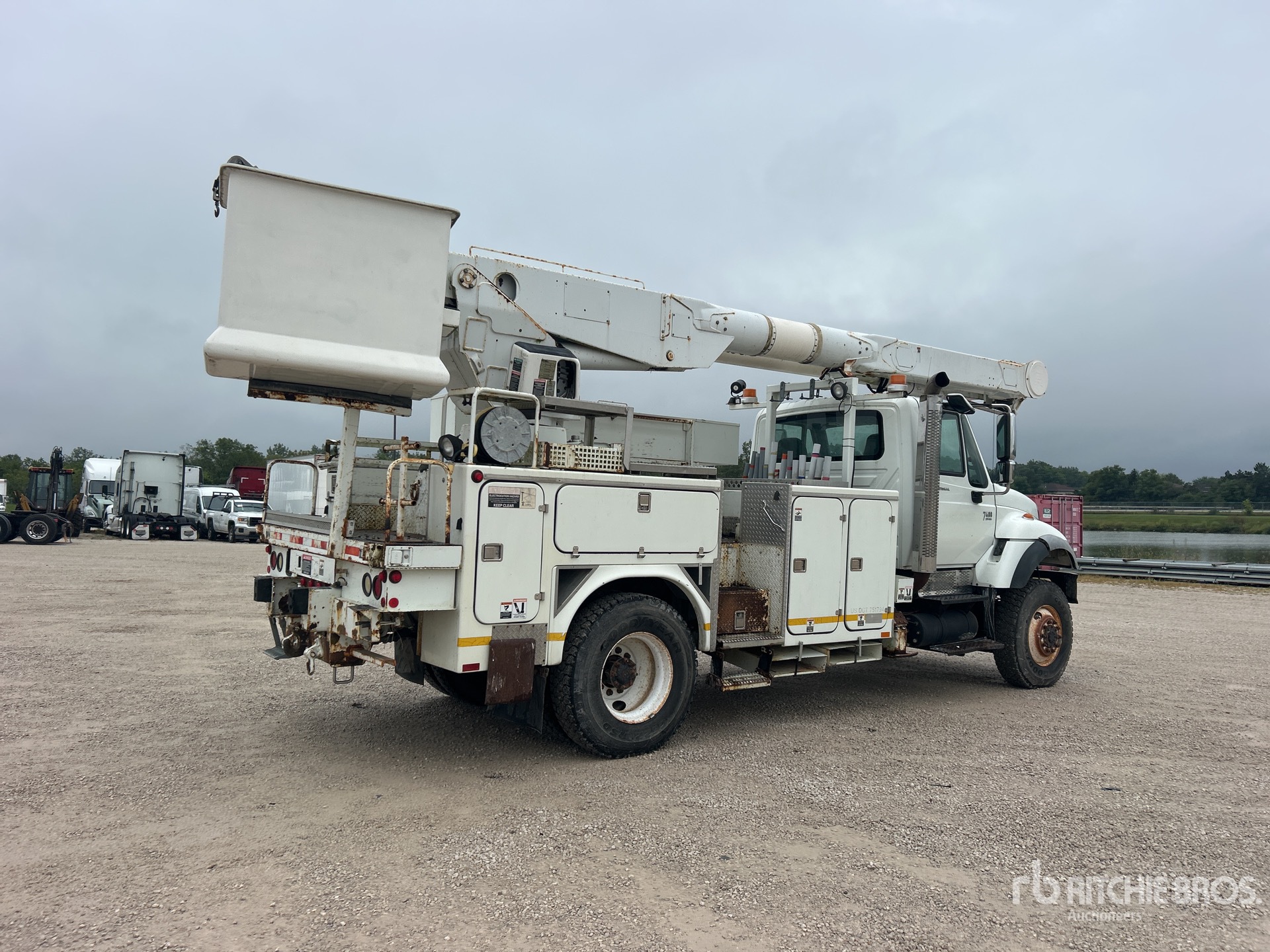 2002 International 7400
