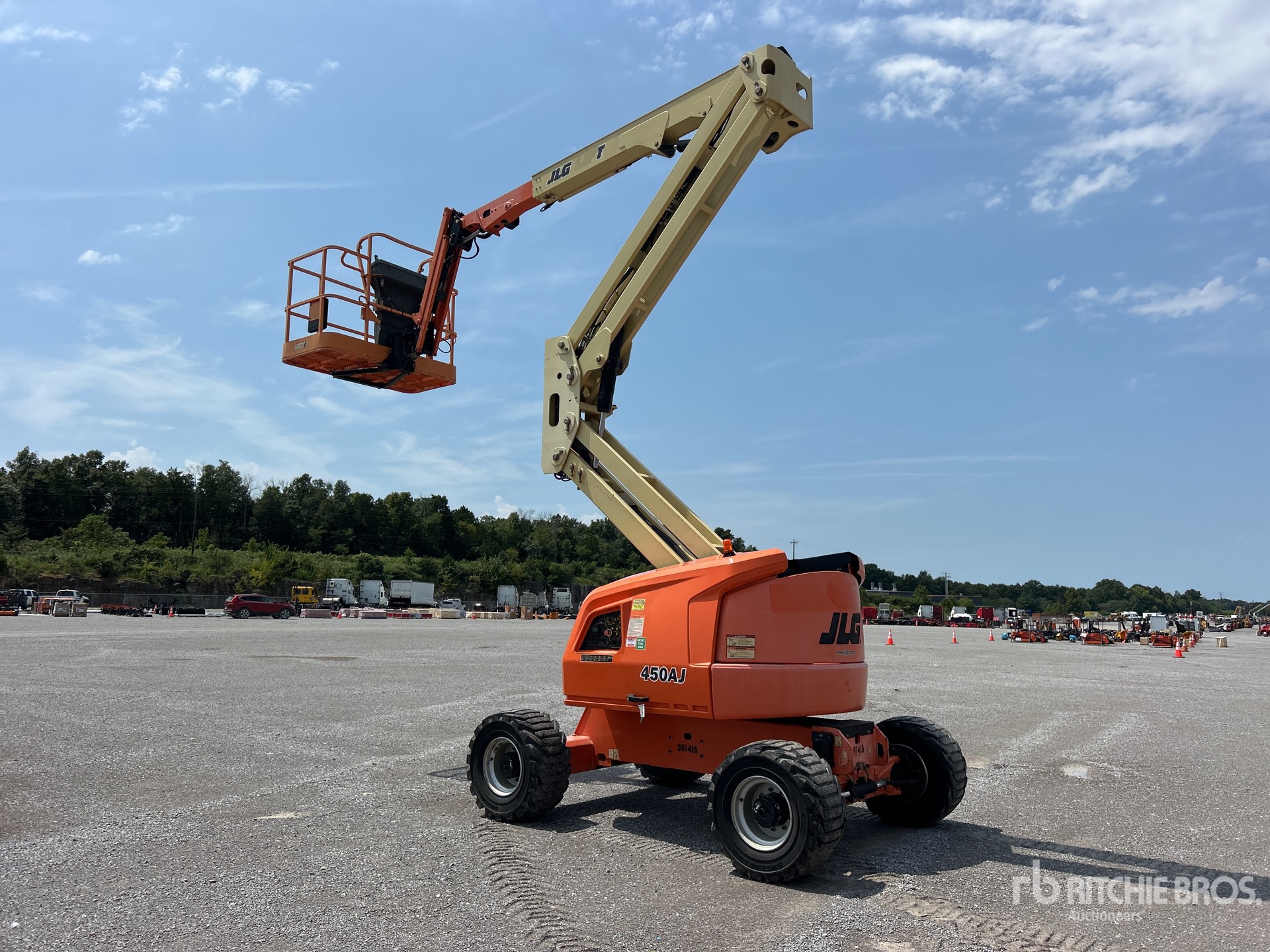 2015 JLG 450AJ