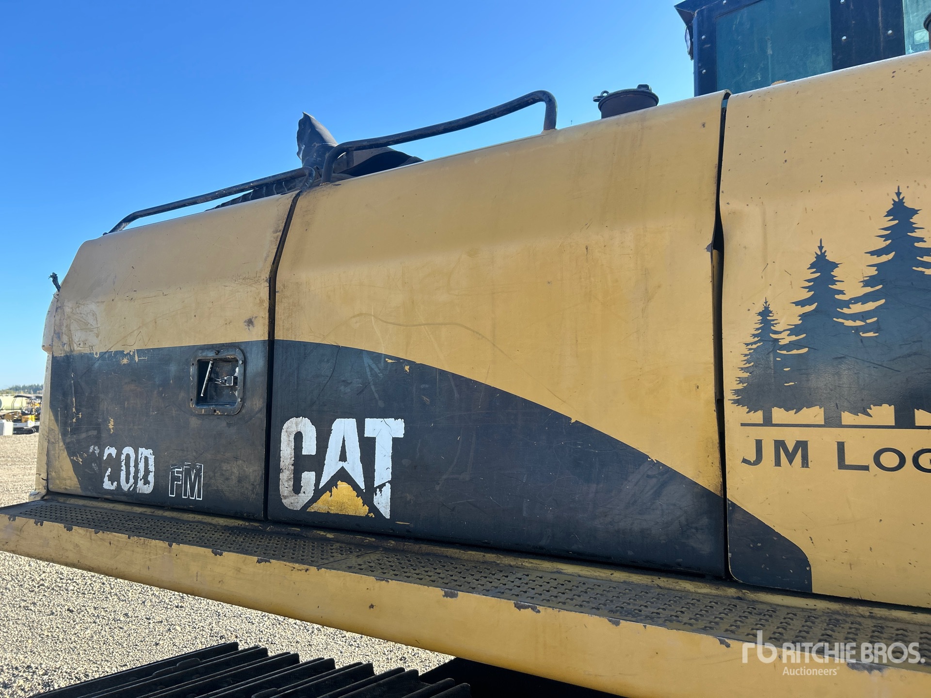 2010 John Deere 320D