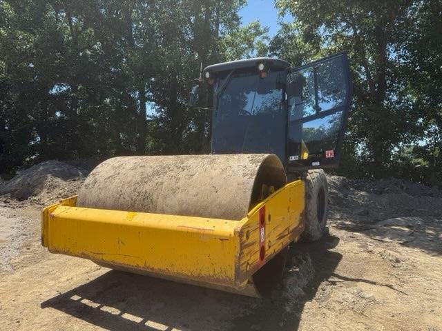 Ingersoll Rand SD-105DX Smooth Drum Compactor