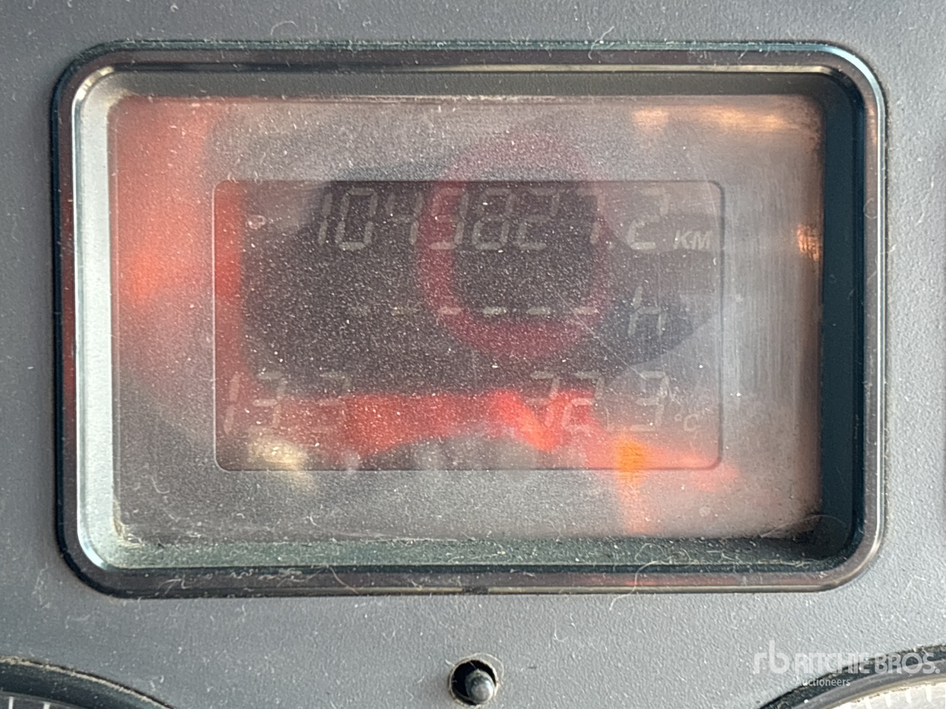 2010 Mack CMMR GRANITE