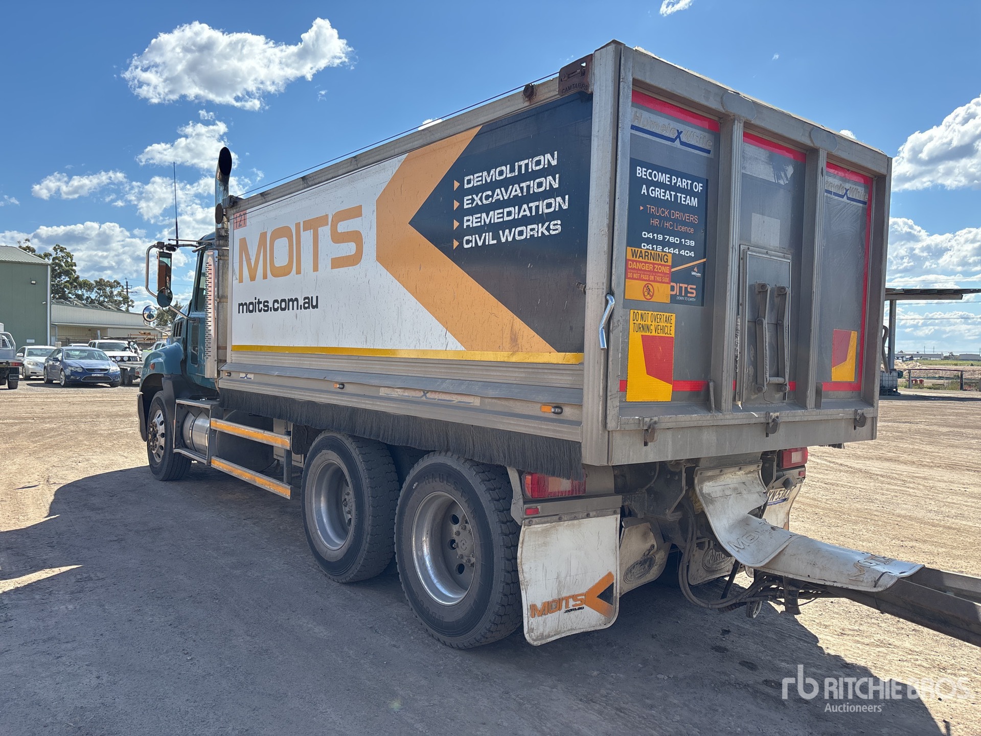 2010 Mack CMMR GRANITE