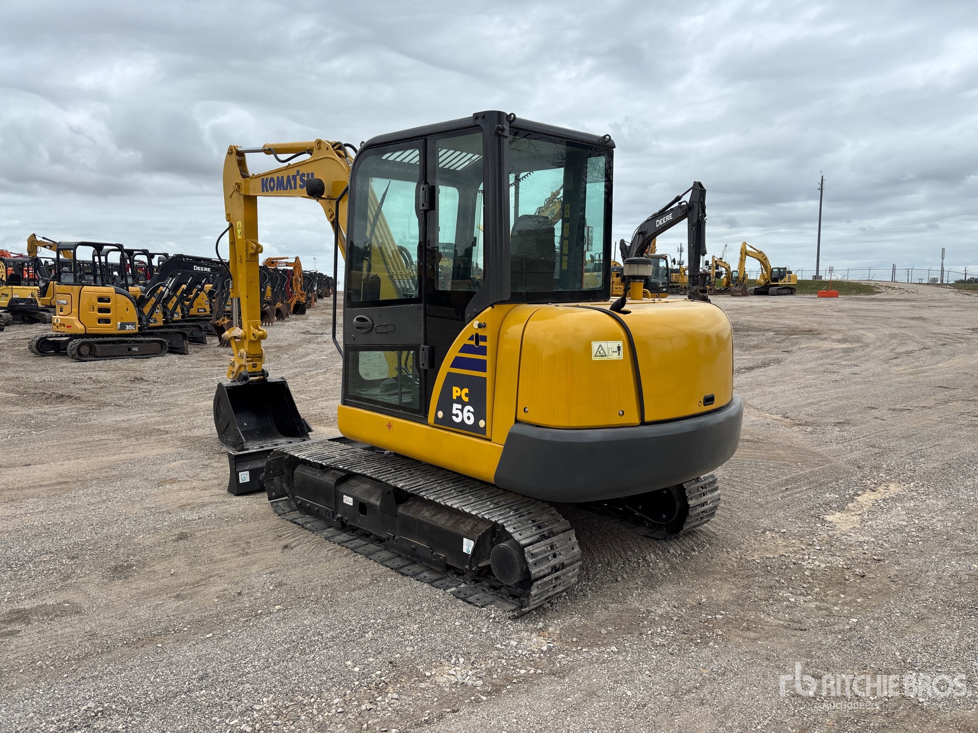 2019 Komatsu PC56-7