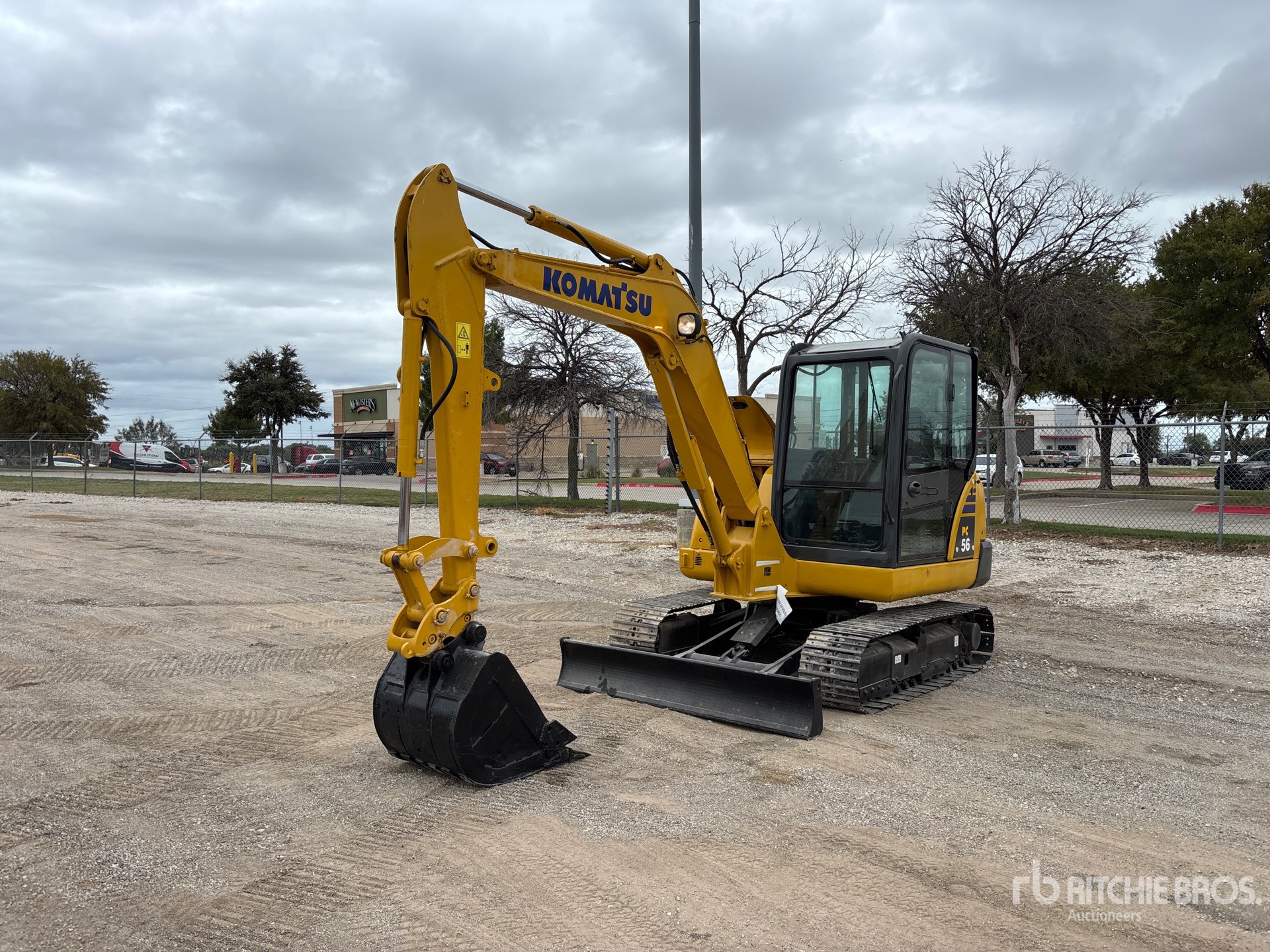 2019 Komatsu PC56-7