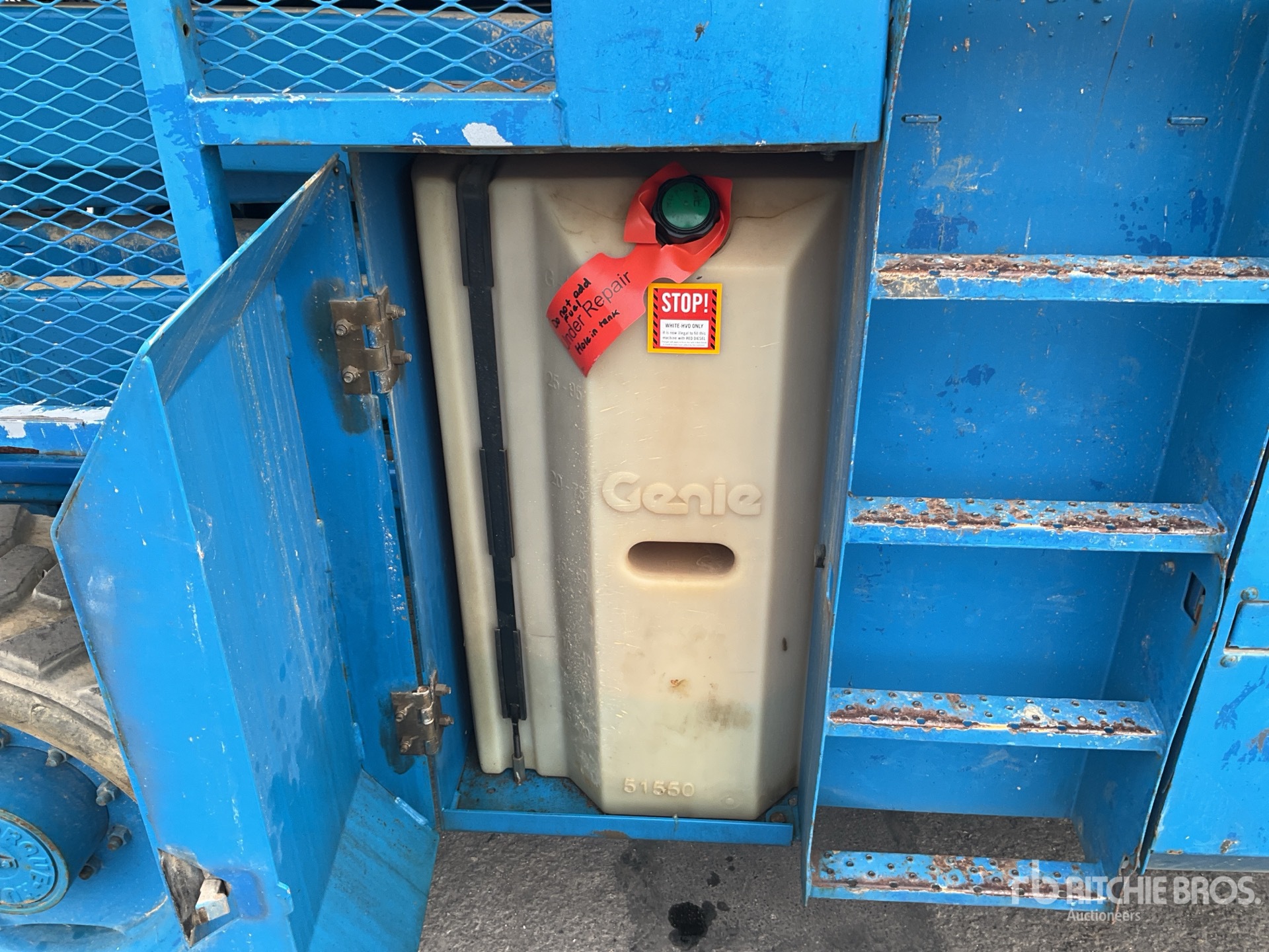 2014 Genie GS-3390