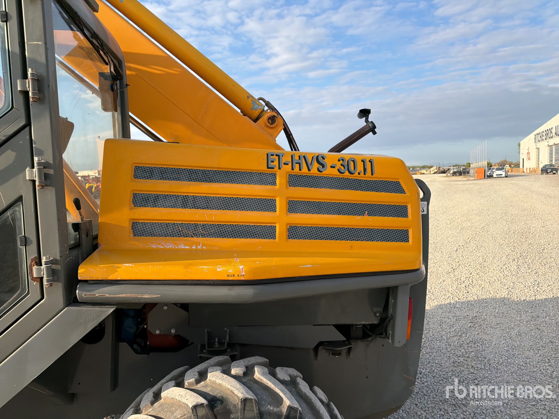 Dieci ET126