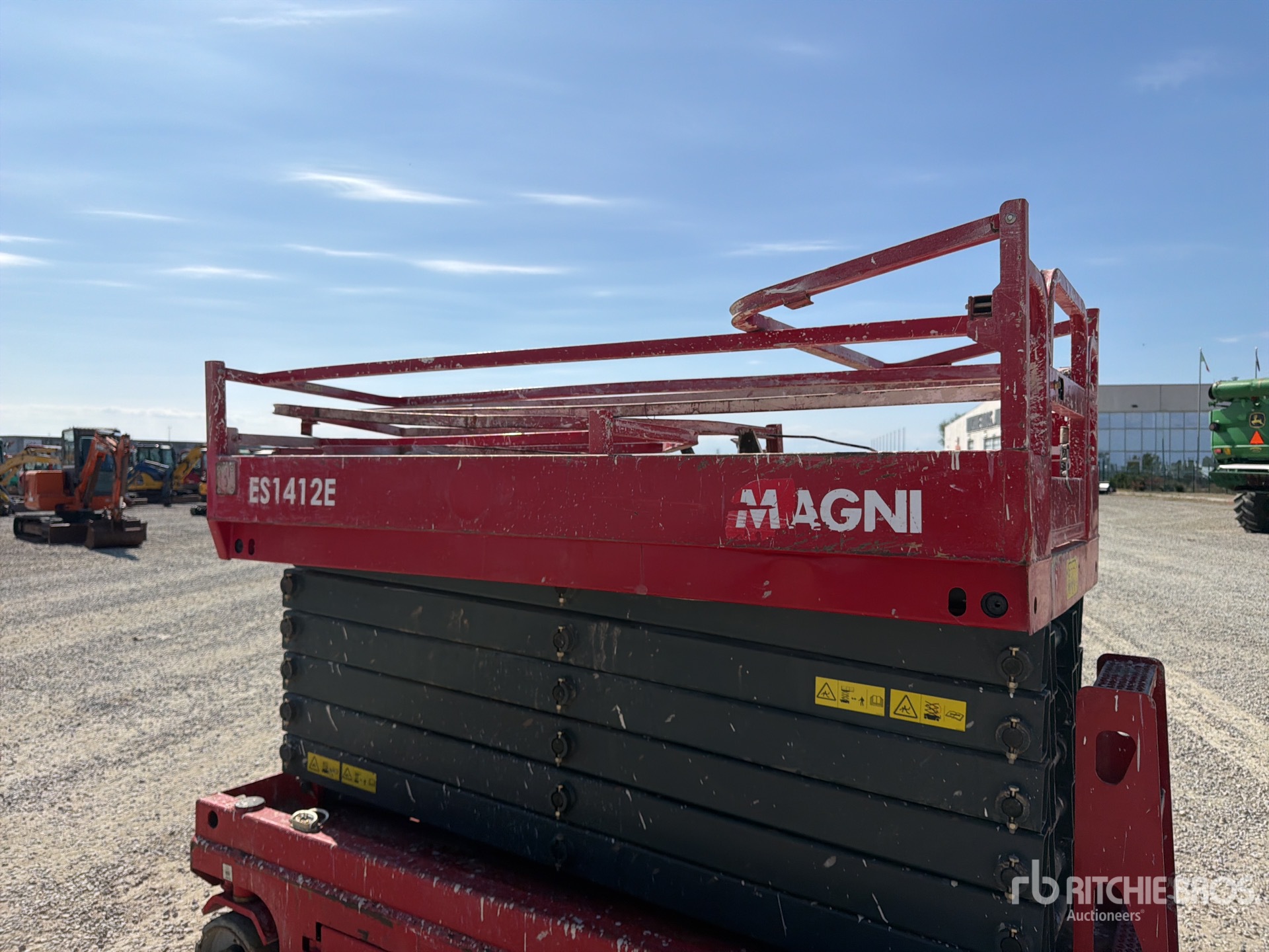 2020 Magni ES1412E